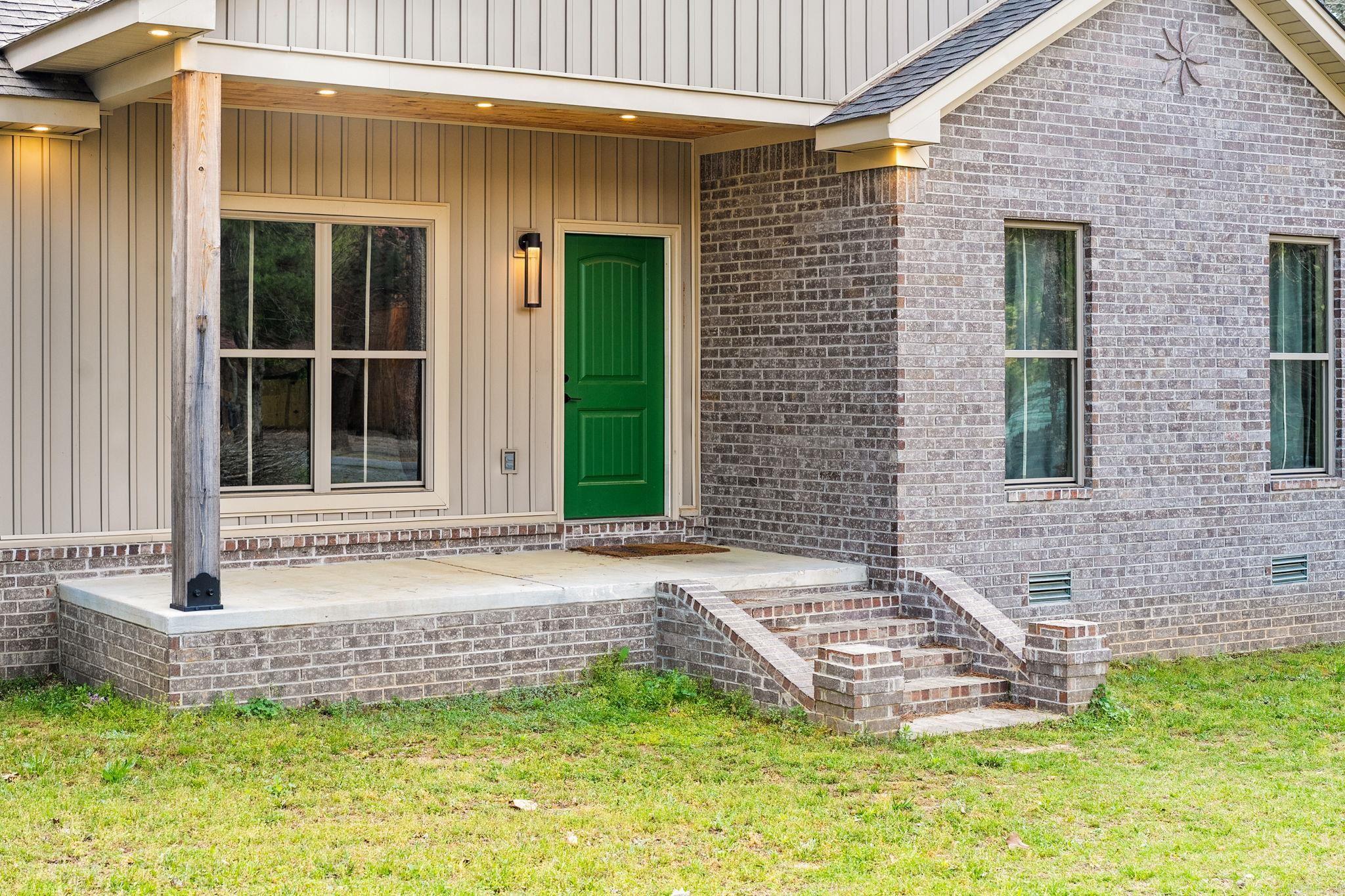 WOODED ACRES - Residential