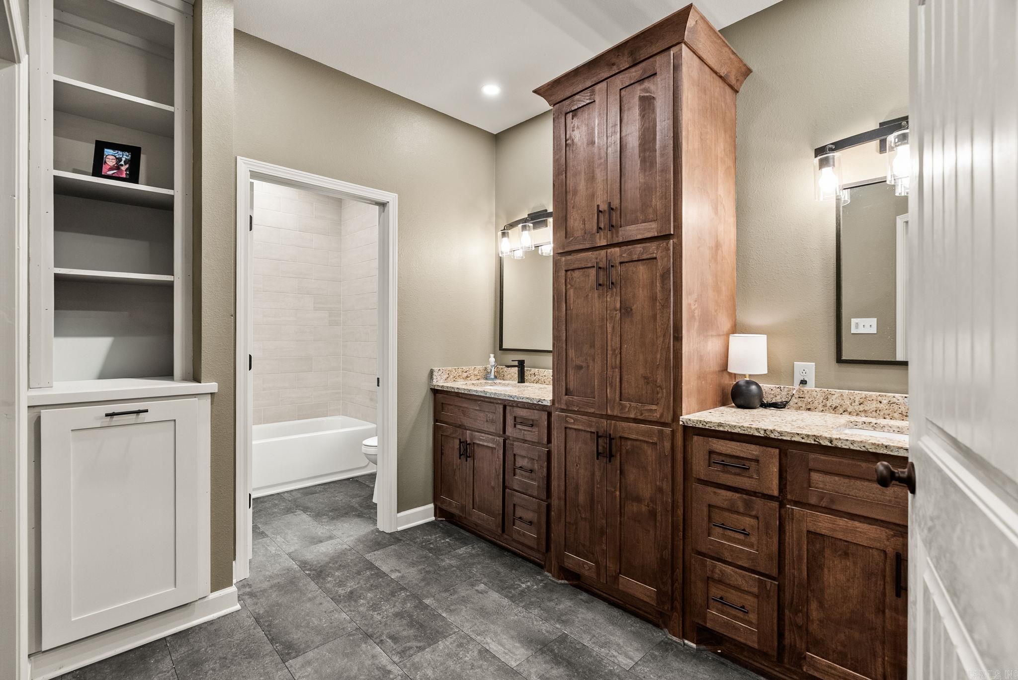 WOODED ACRES - Residential