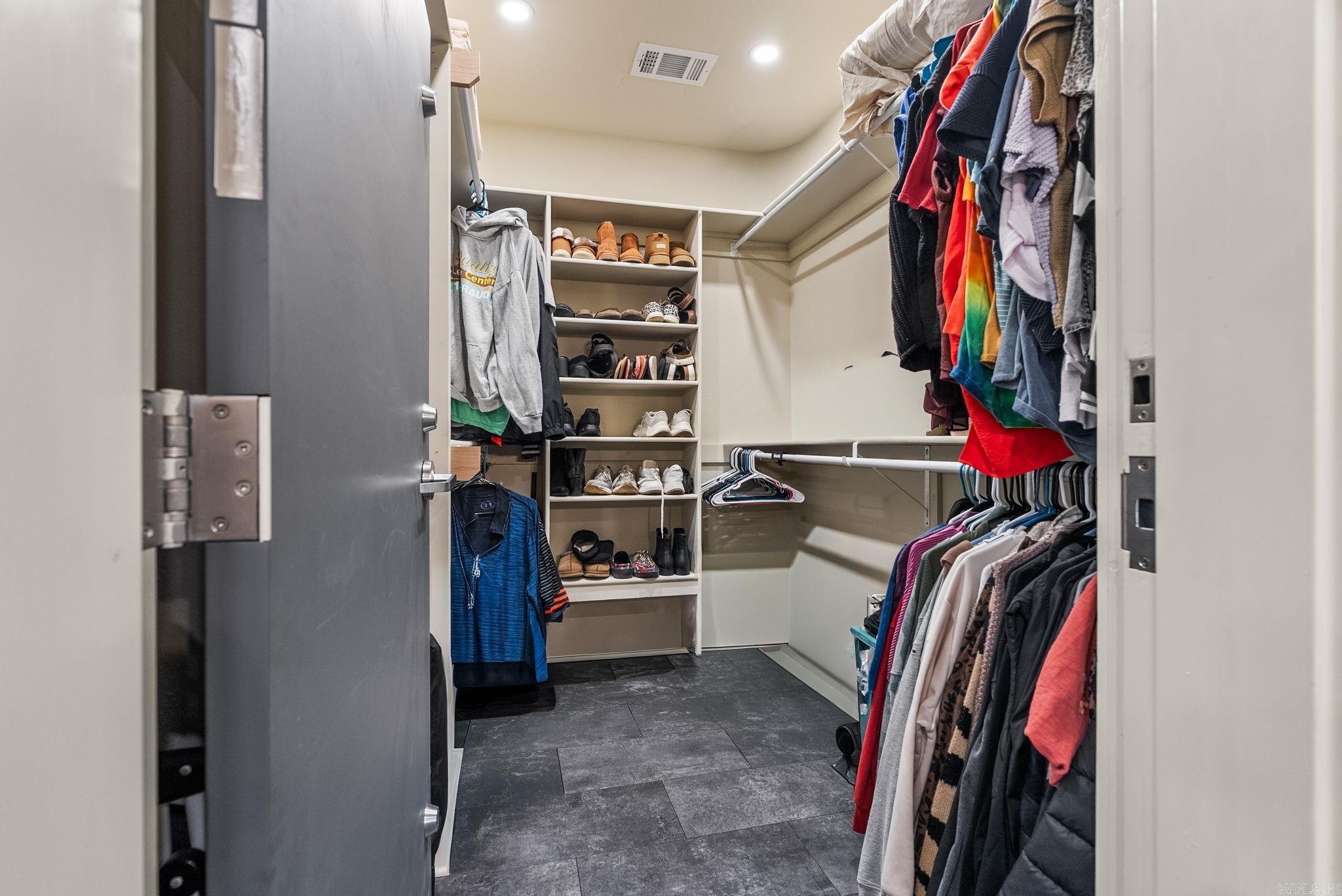 WOODED ACRES - Residential