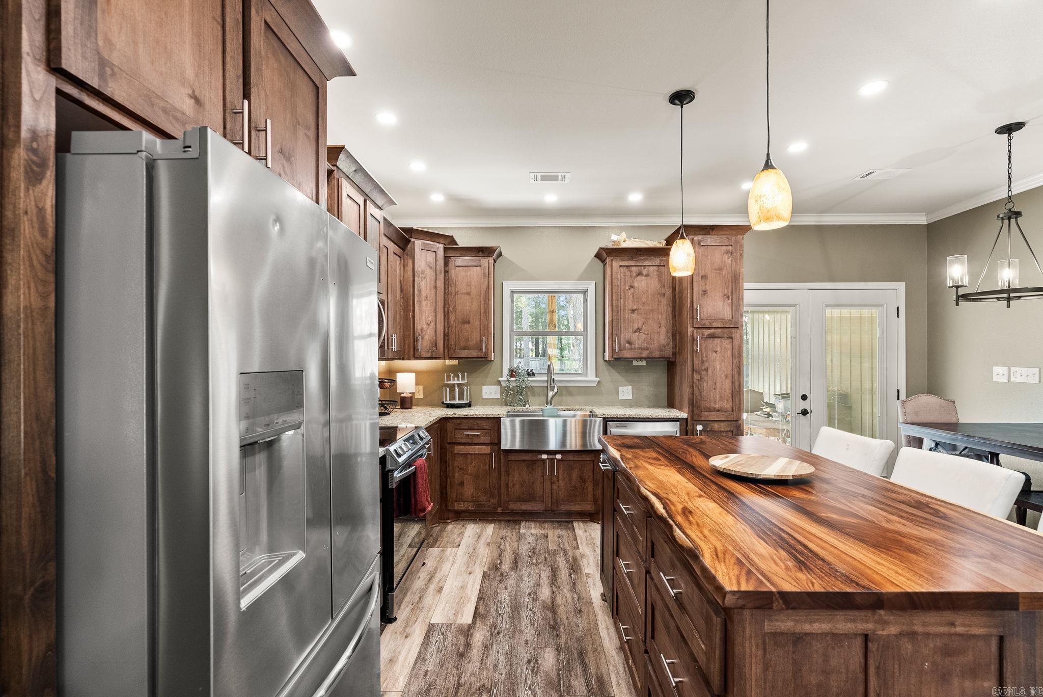 WOODED ACRES - Residential