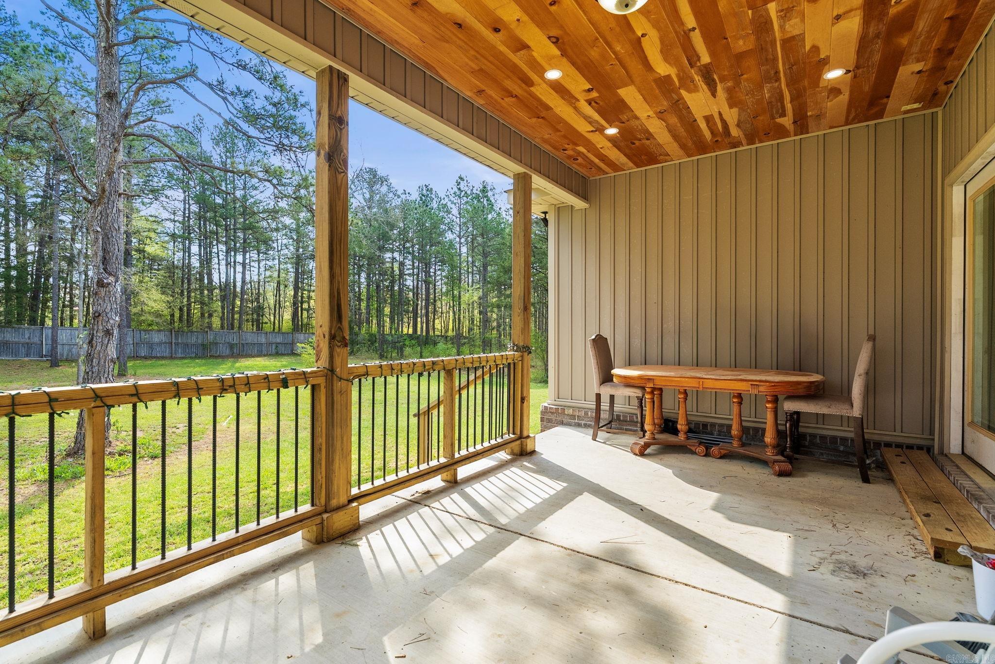 WOODED ACRES - Residential