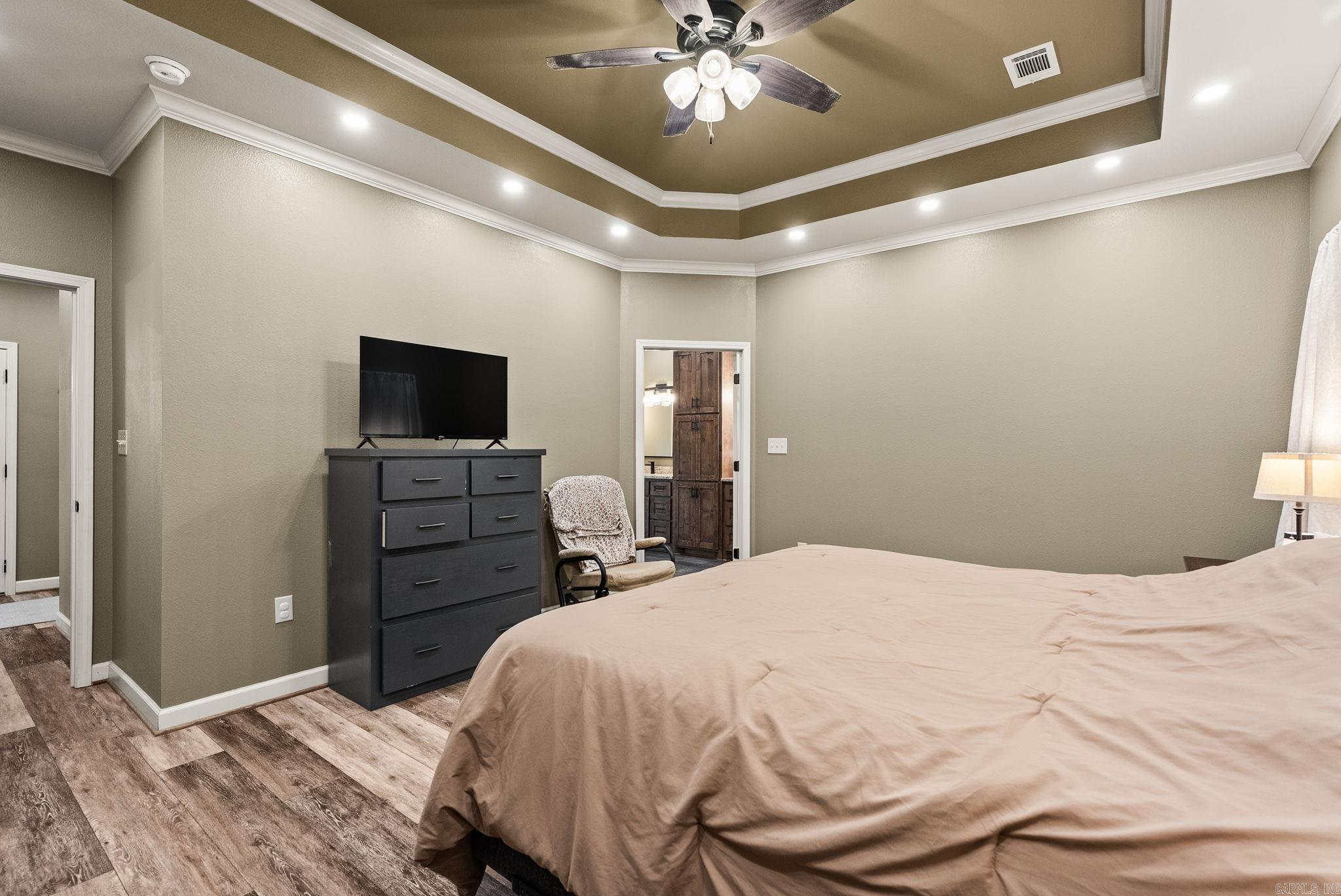 WOODED ACRES - Residential