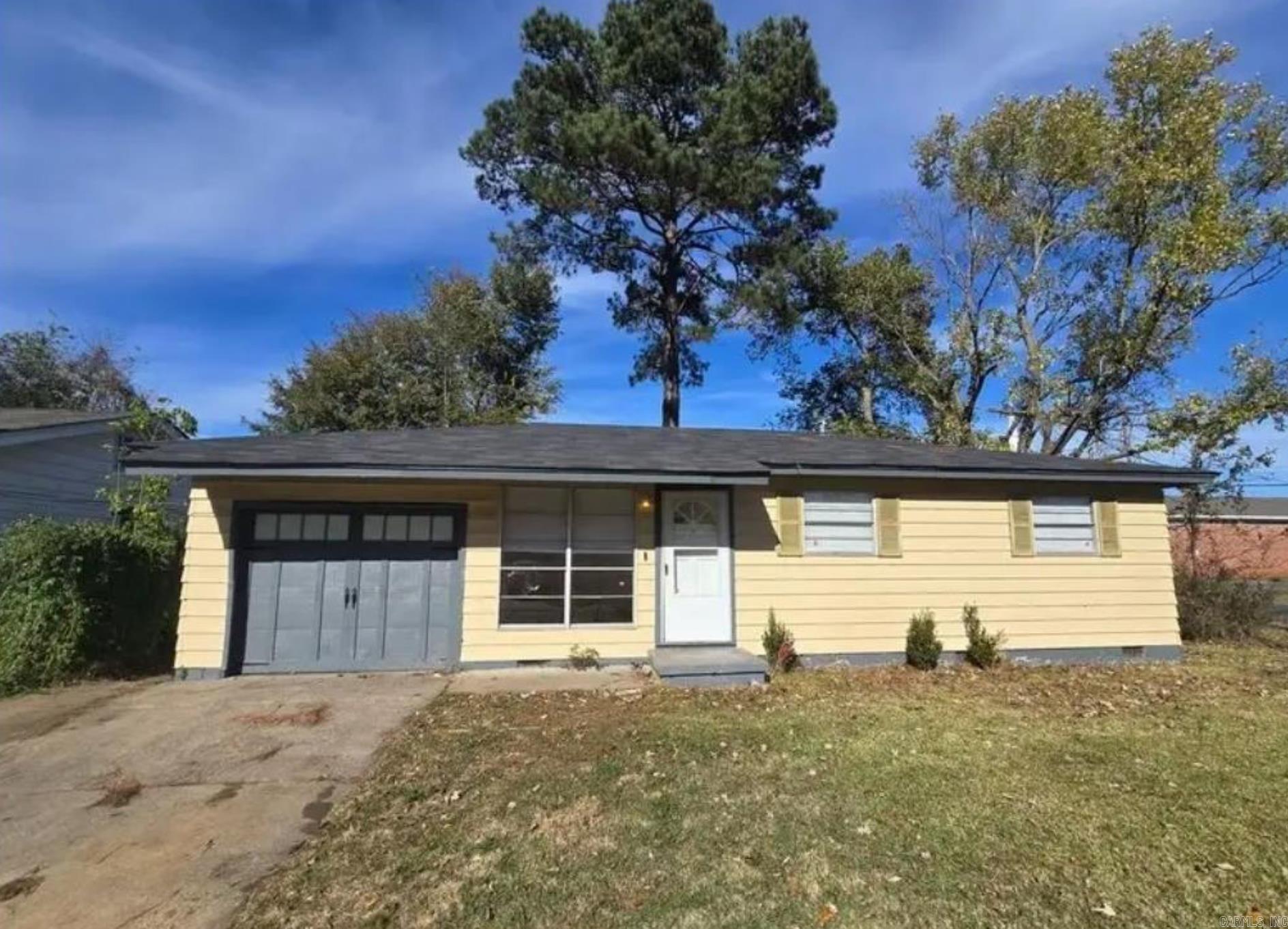 MEADOW PARK - Residential