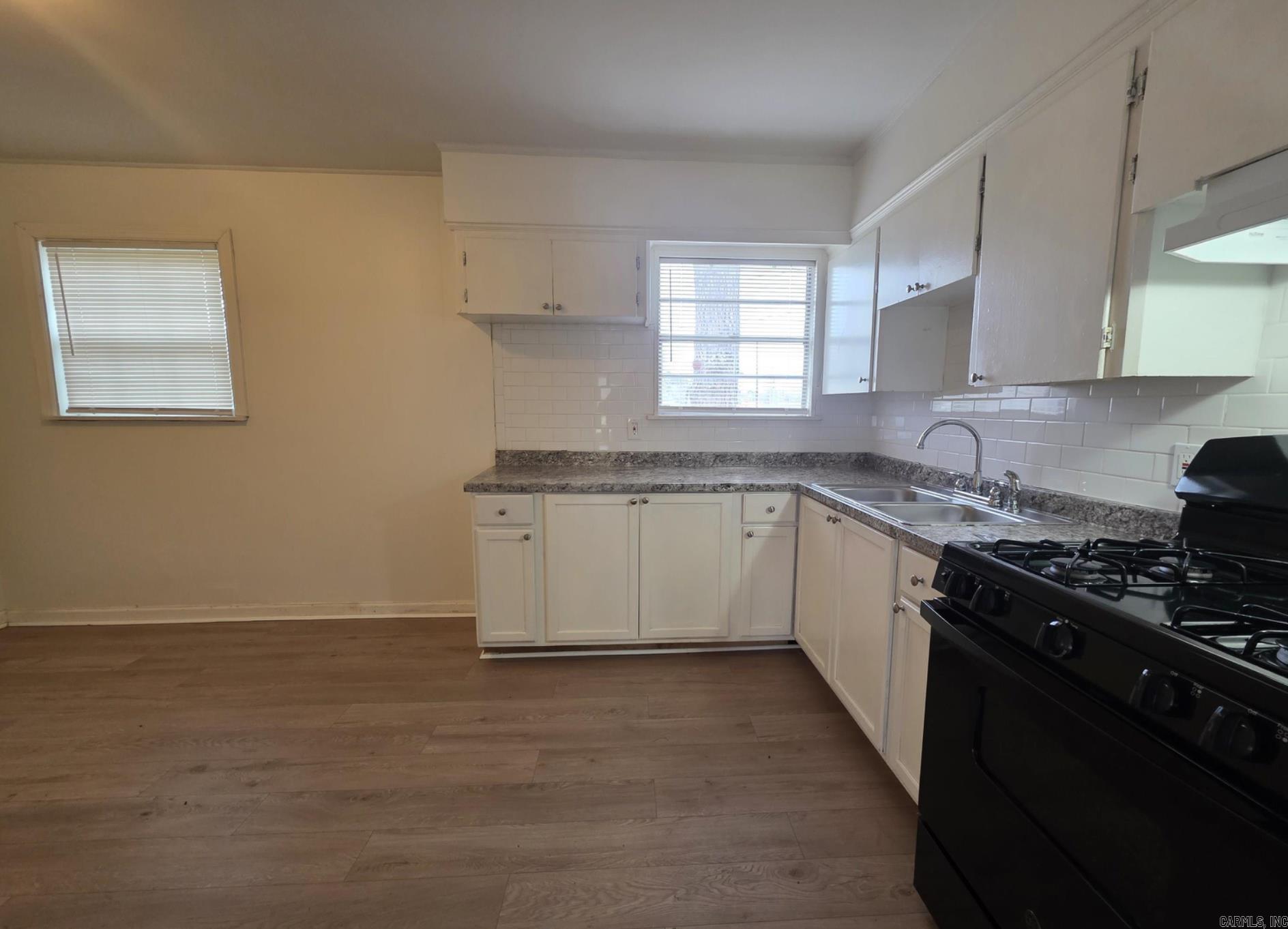 MEADOW PARK - Residential