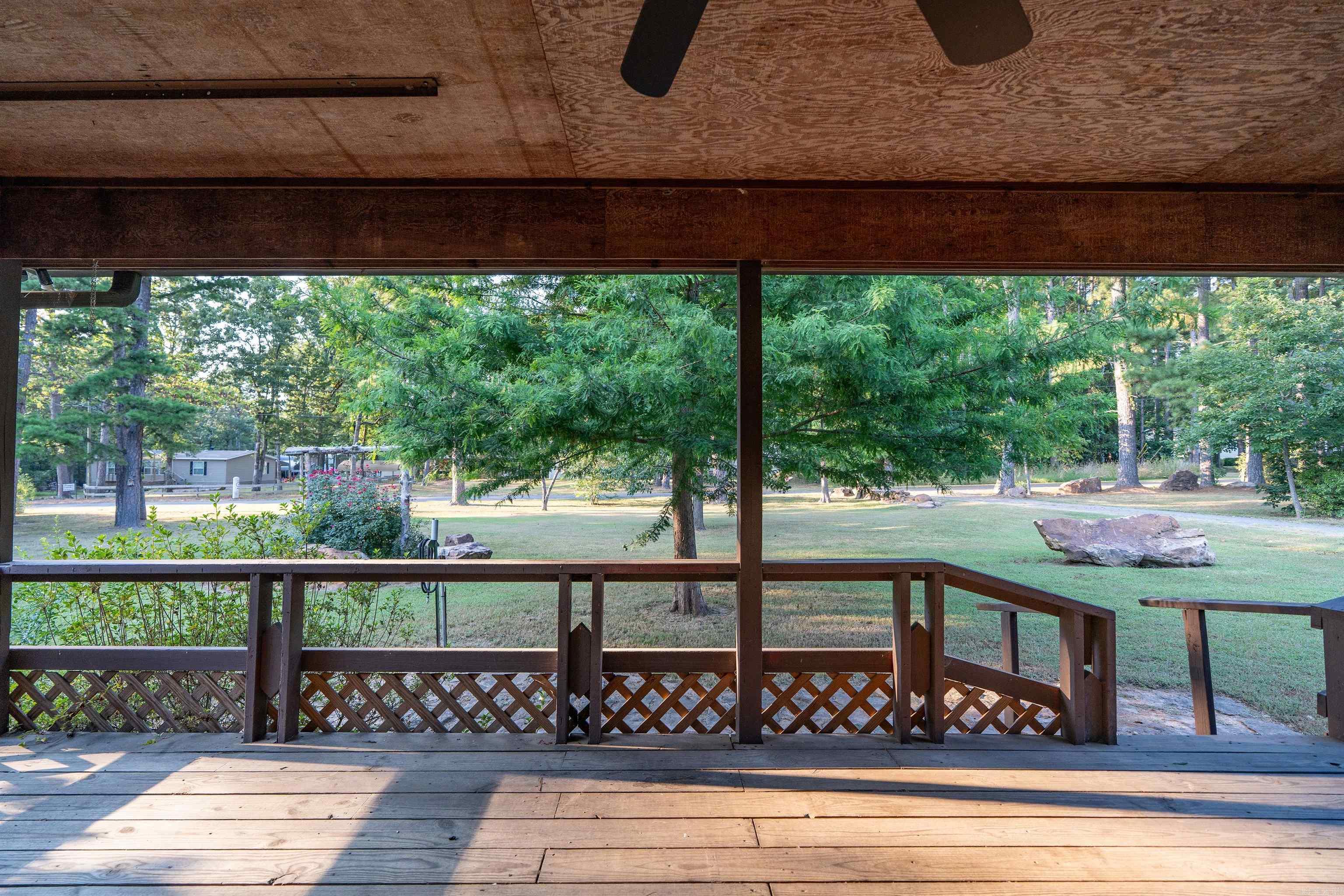 WOODY TRAIL - Residential