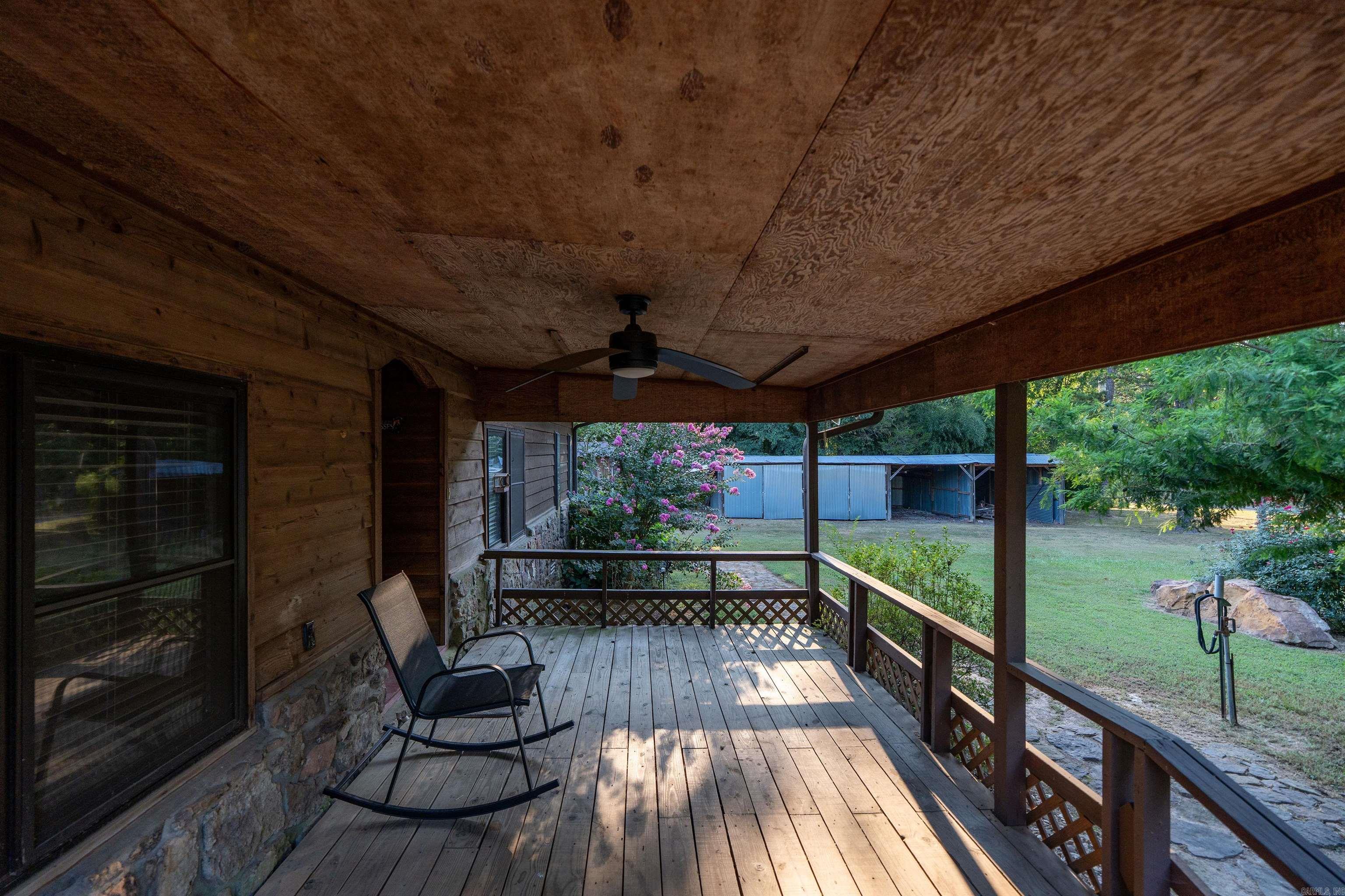 WOODY TRAIL - Residential