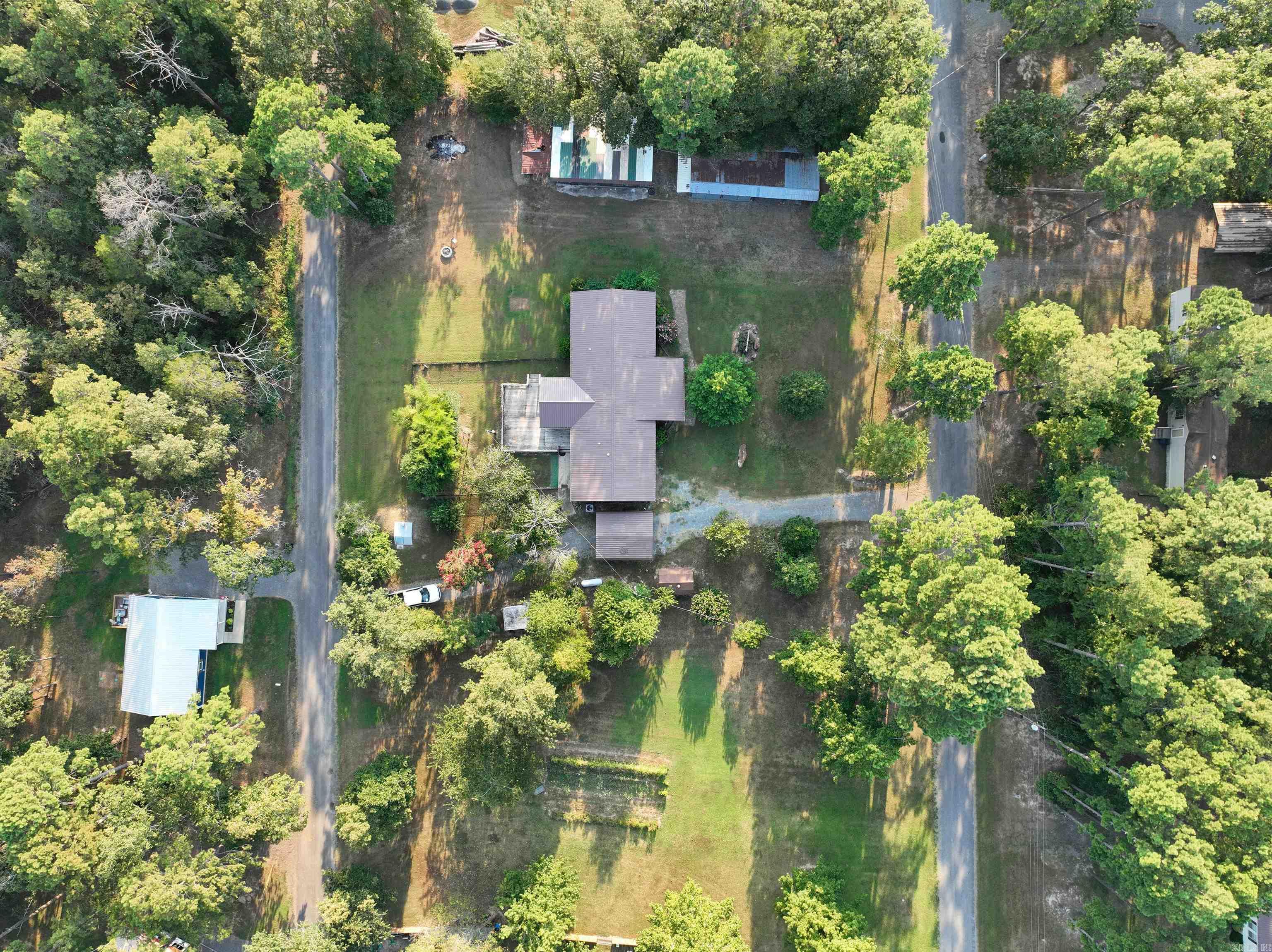 WOODY TRAIL - Residential