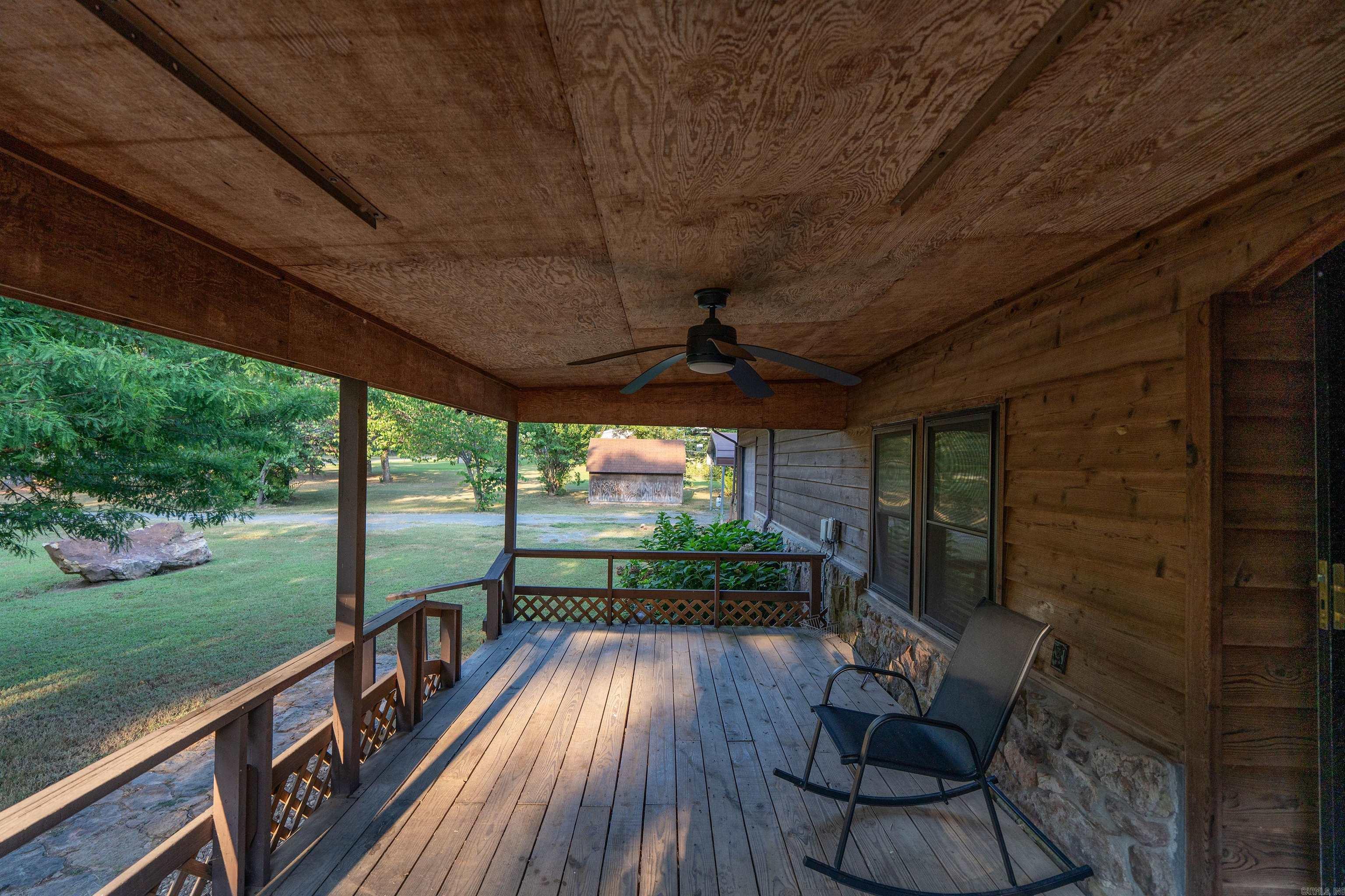 WOODY TRAIL - Residential