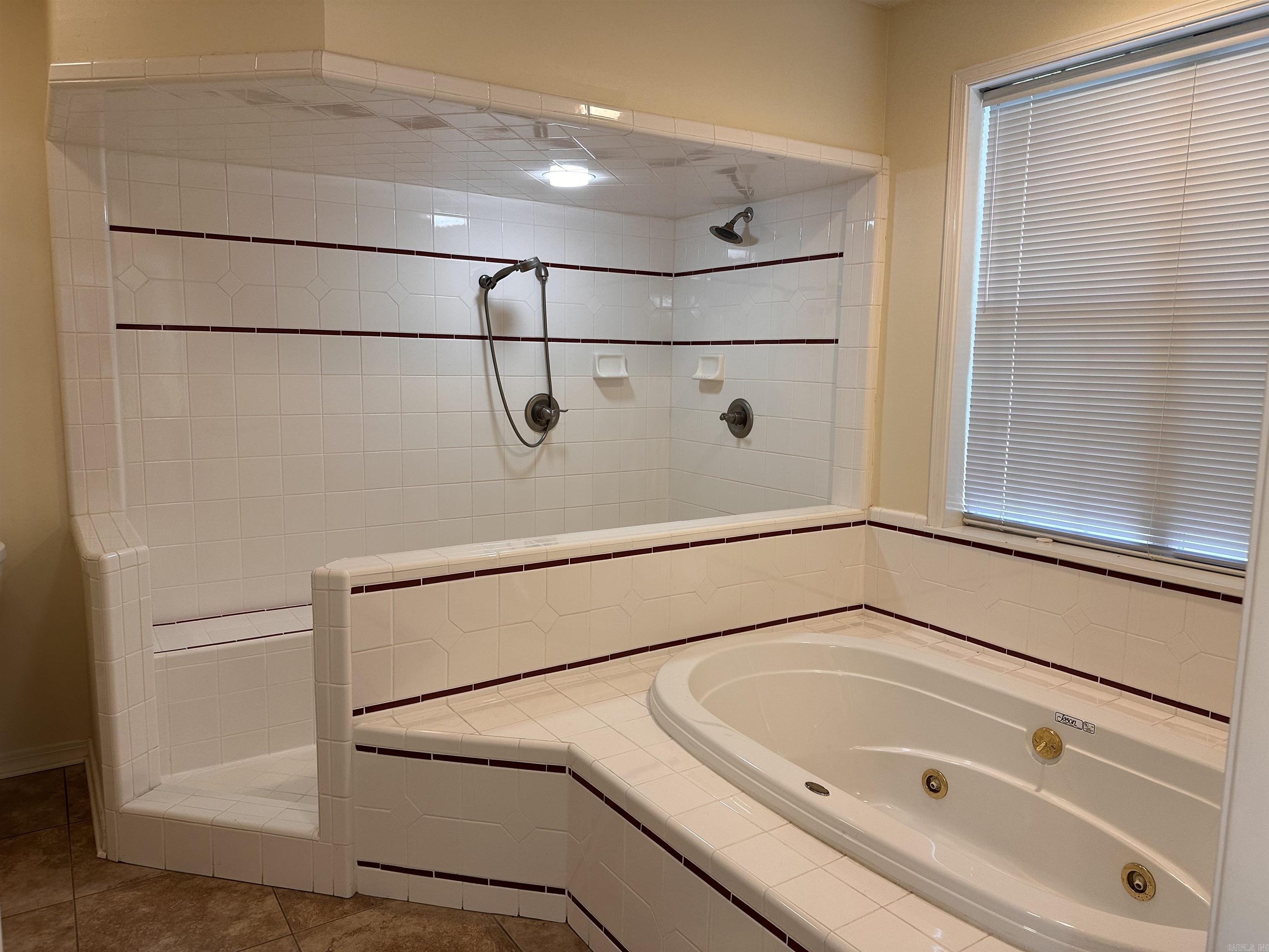 FOREST PLACE - Residential