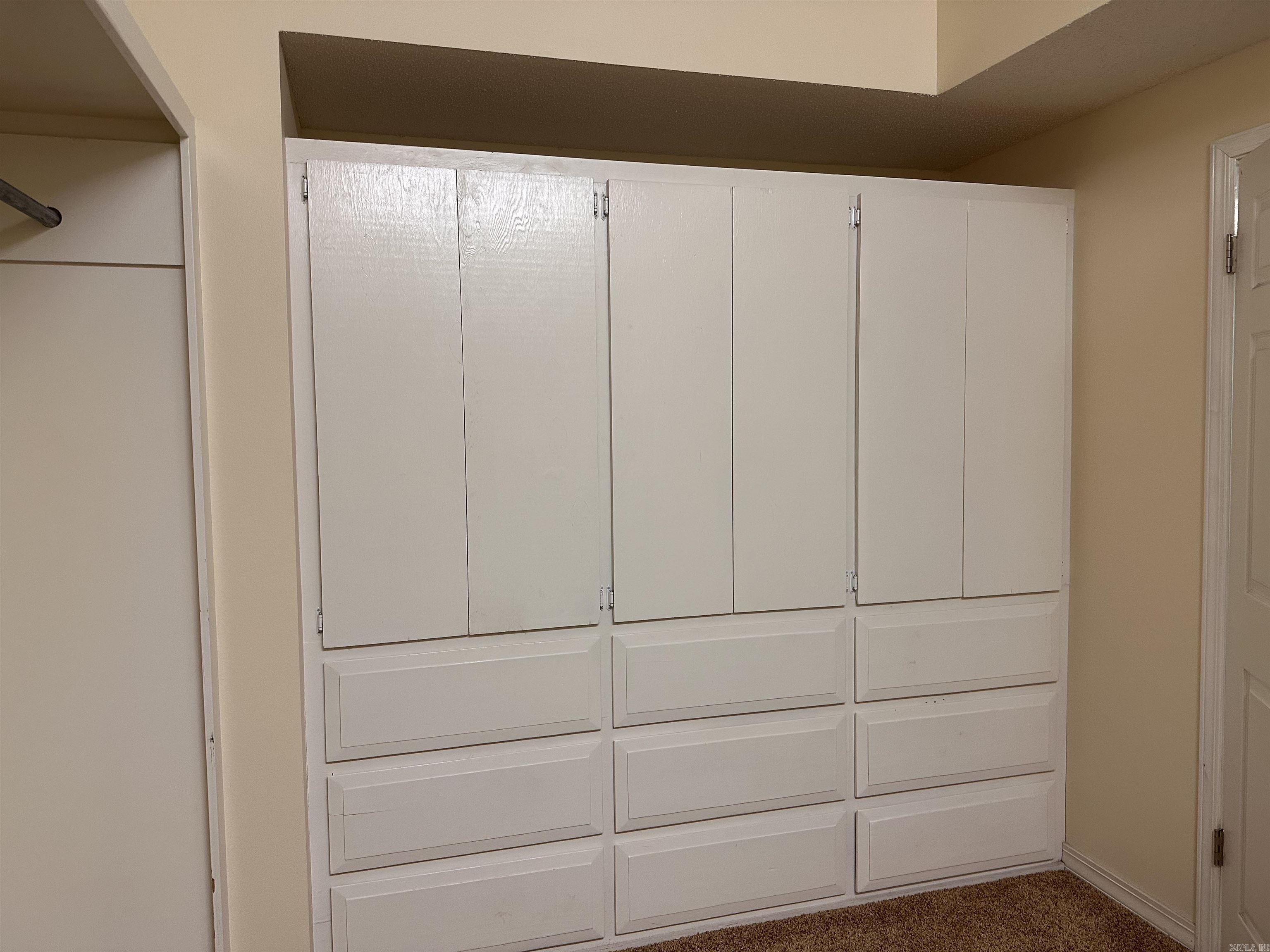 FOREST PLACE - Residential