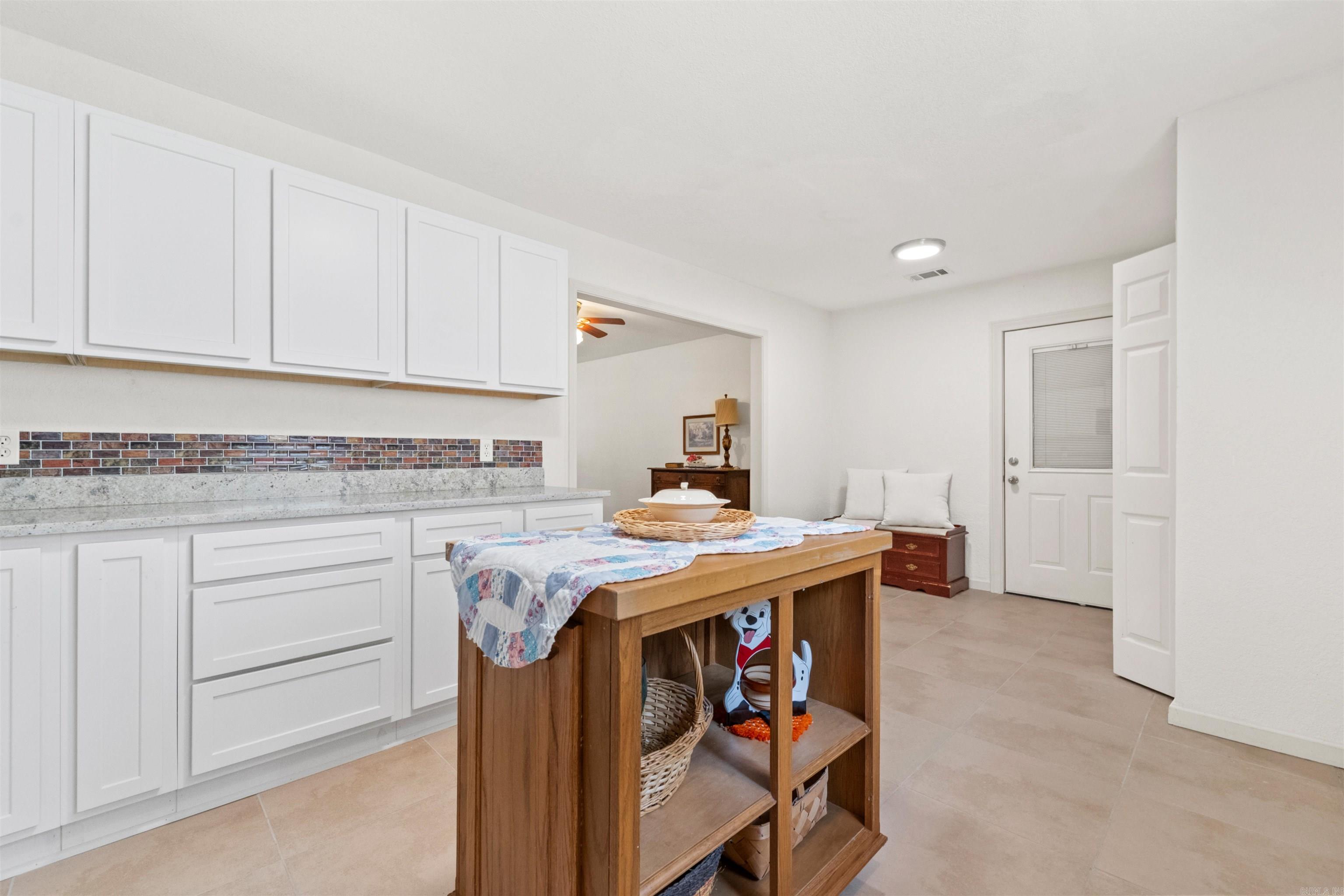 SILVER OAKS - Residential