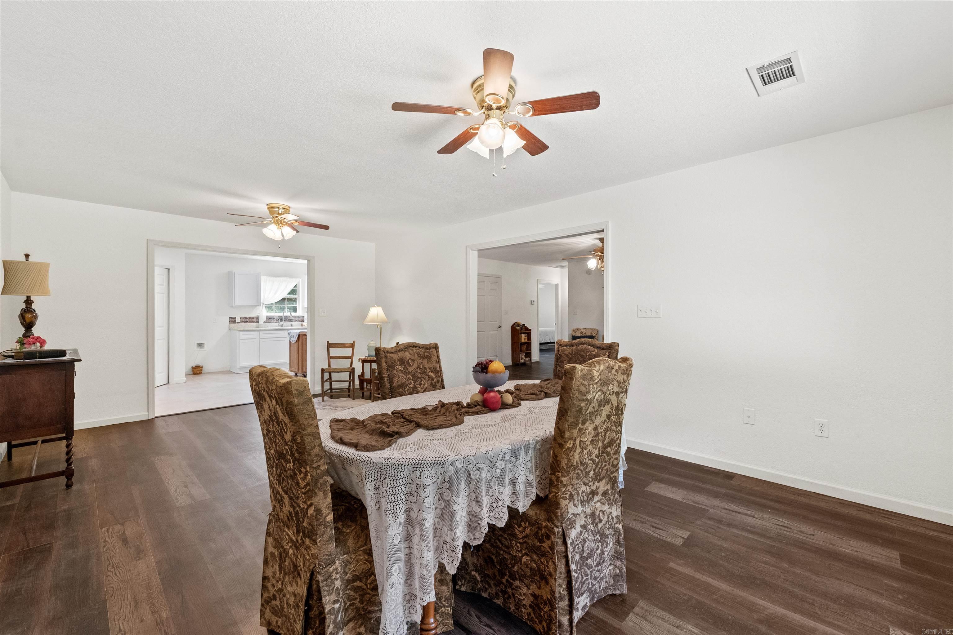 SILVER OAKS - Residential