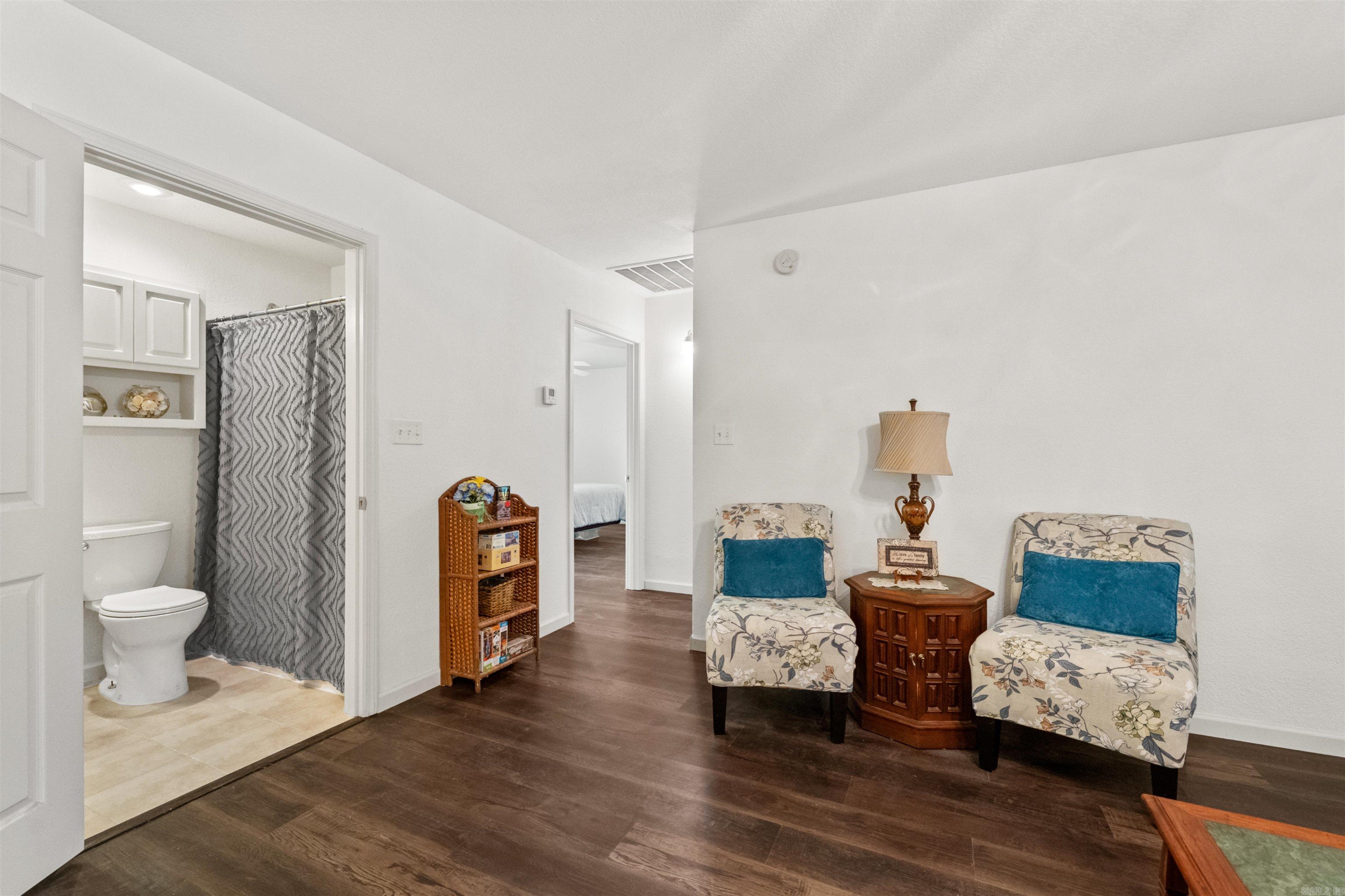 SILVER OAKS - Residential