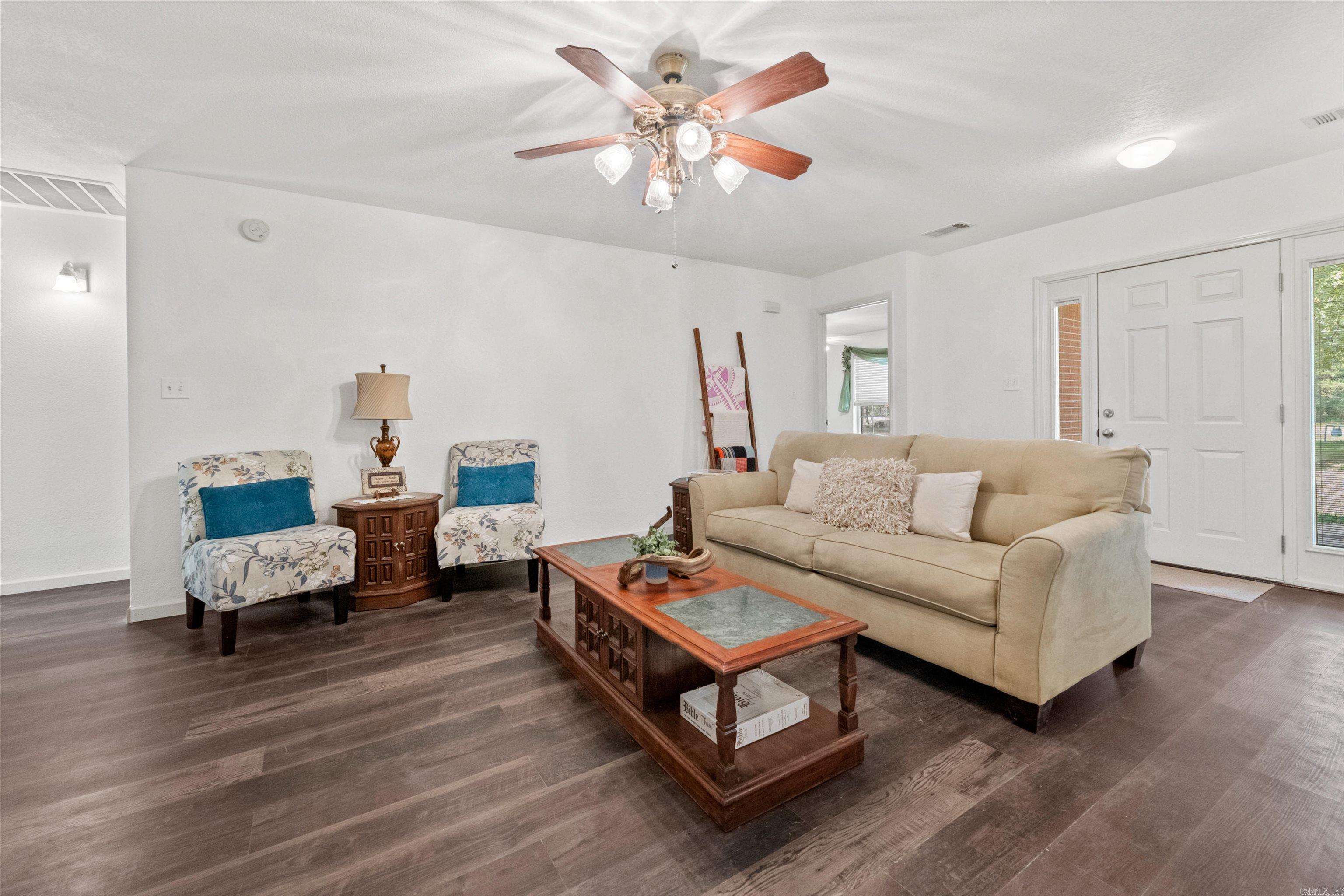 SILVER OAKS - Residential