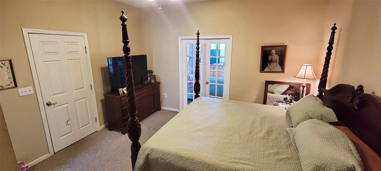 Lake View - Residential