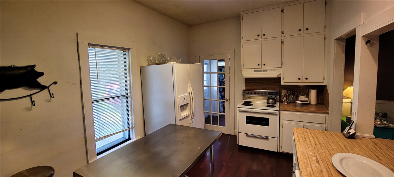 Lake View - Residential