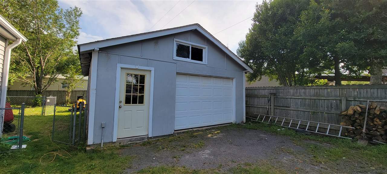 Lake View - Residential