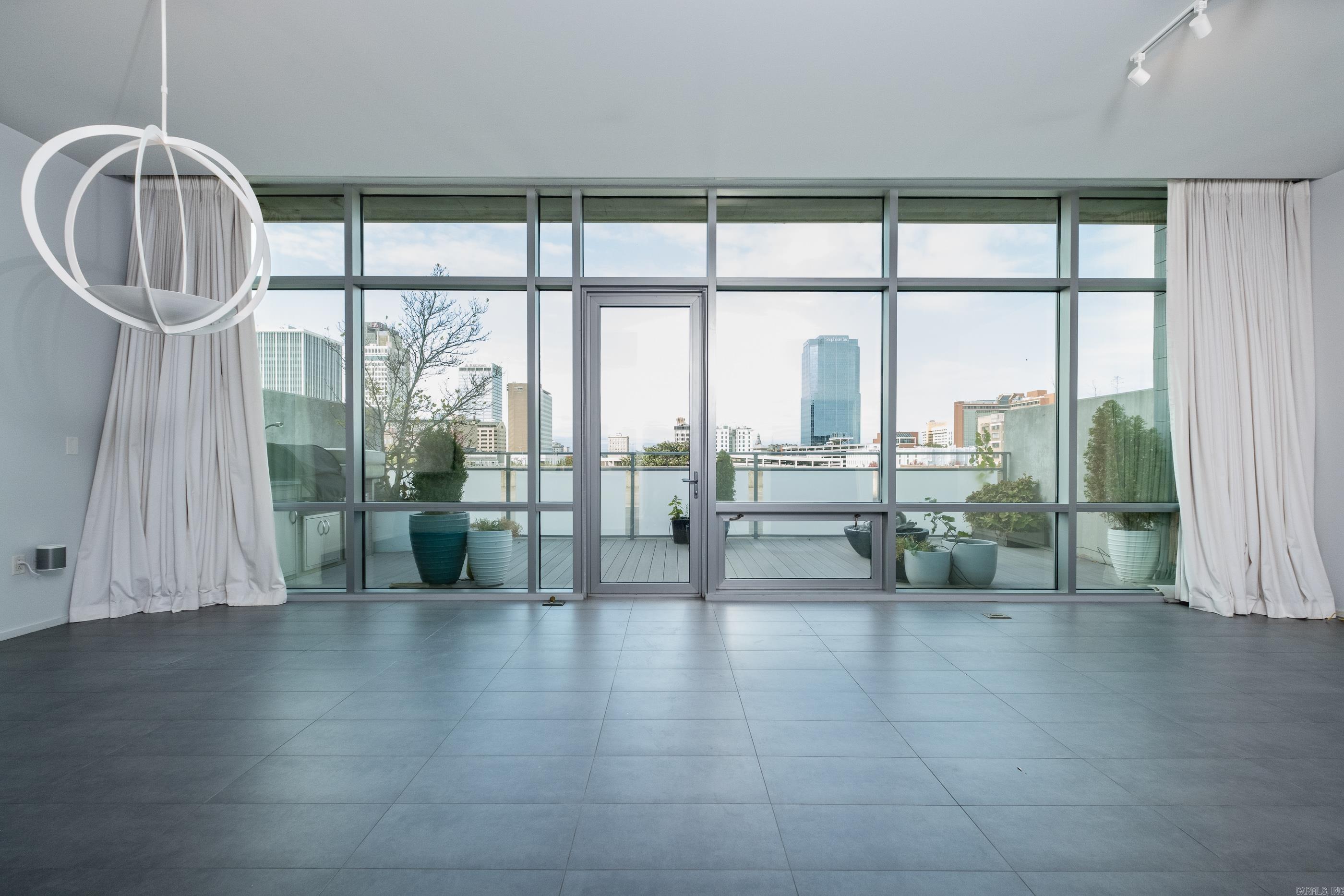 300 THIRD HPR - Residential