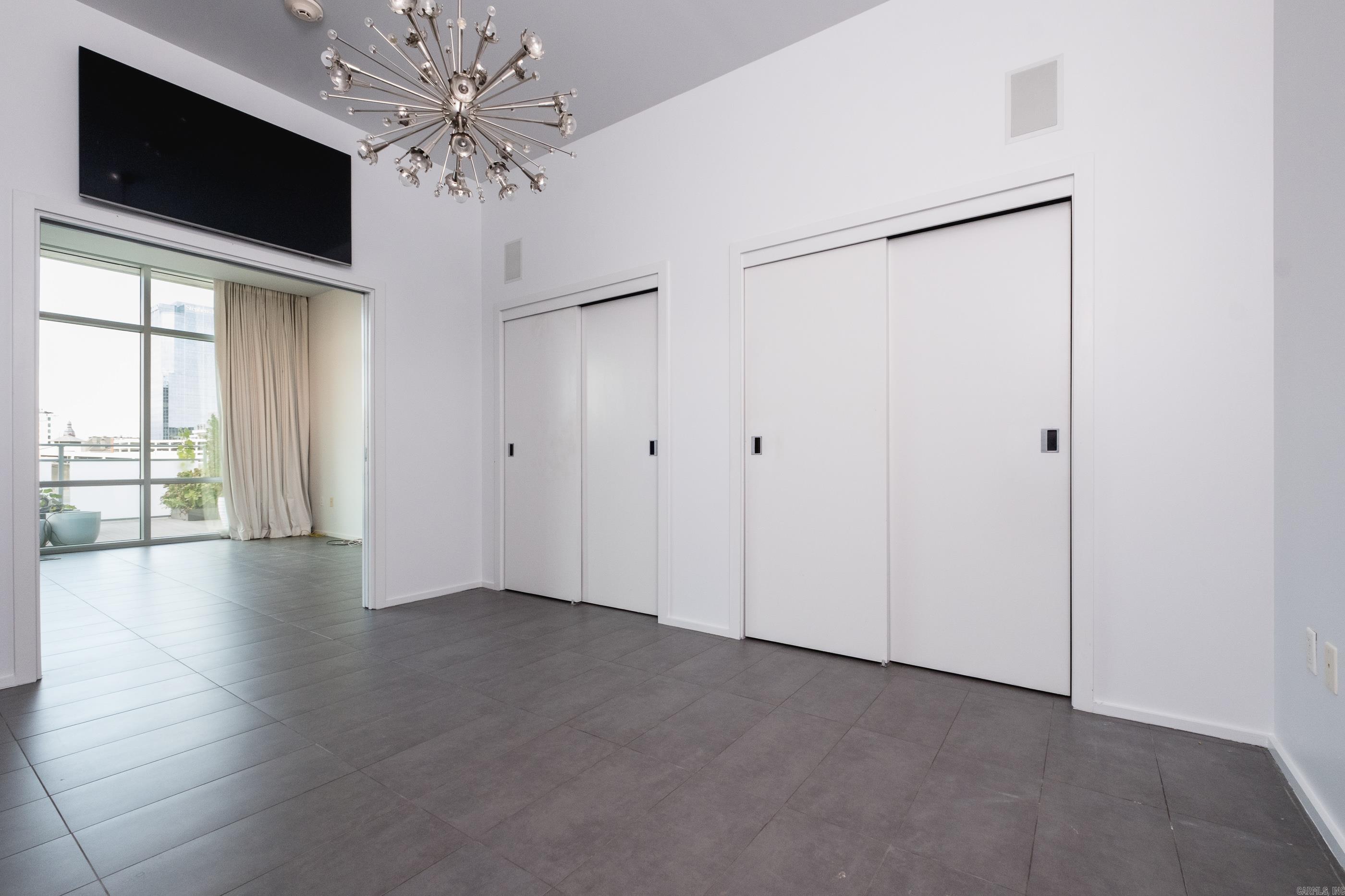 300 THIRD HPR - Residential