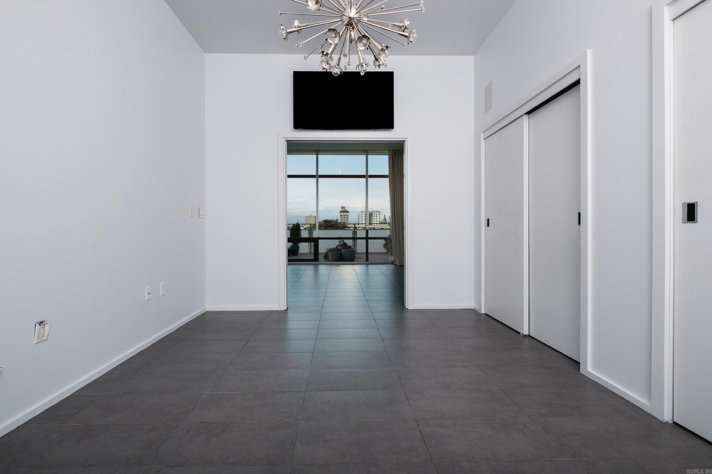 300 THIRD HPR - Residential