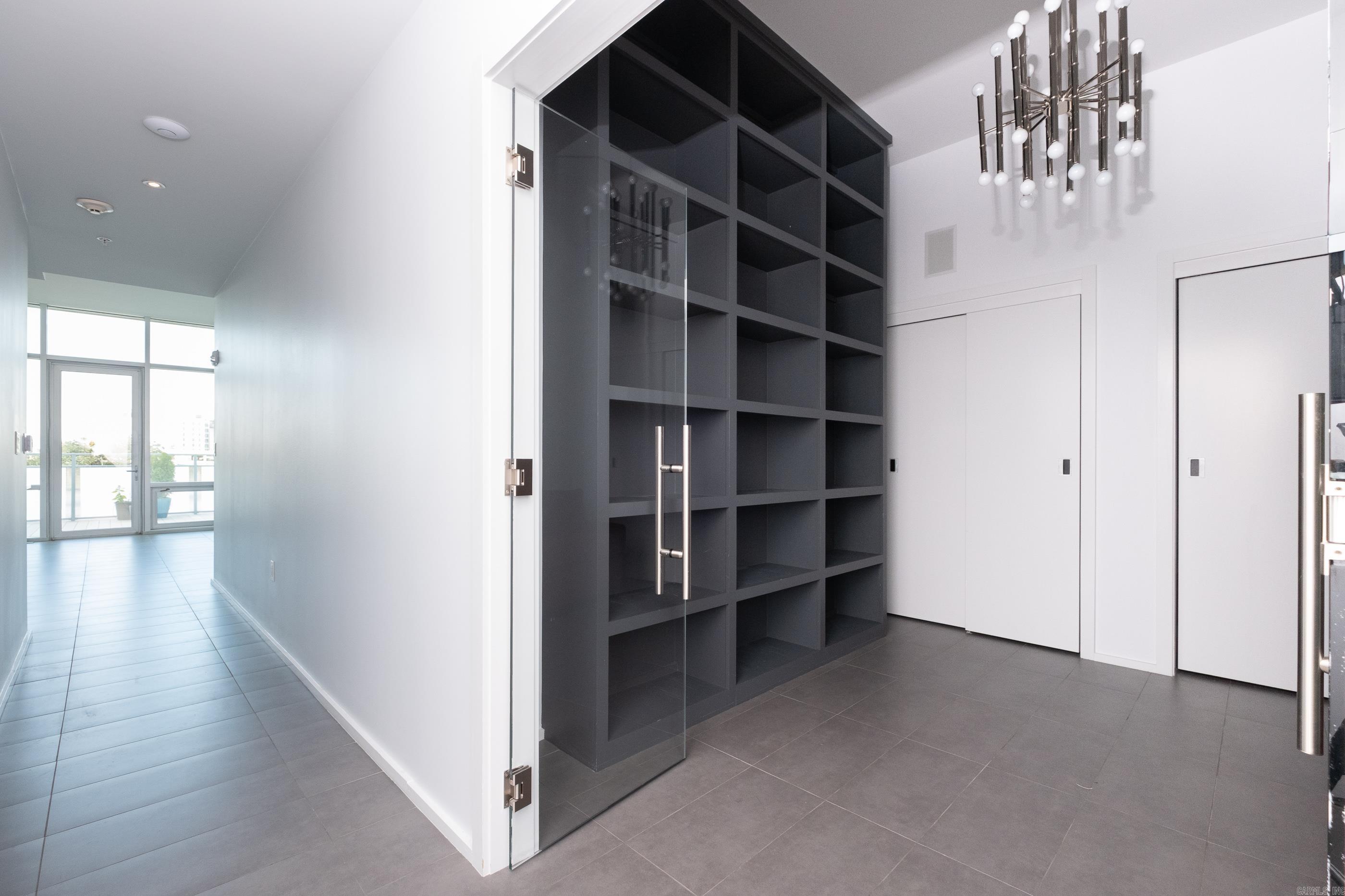 300 THIRD HPR - Residential