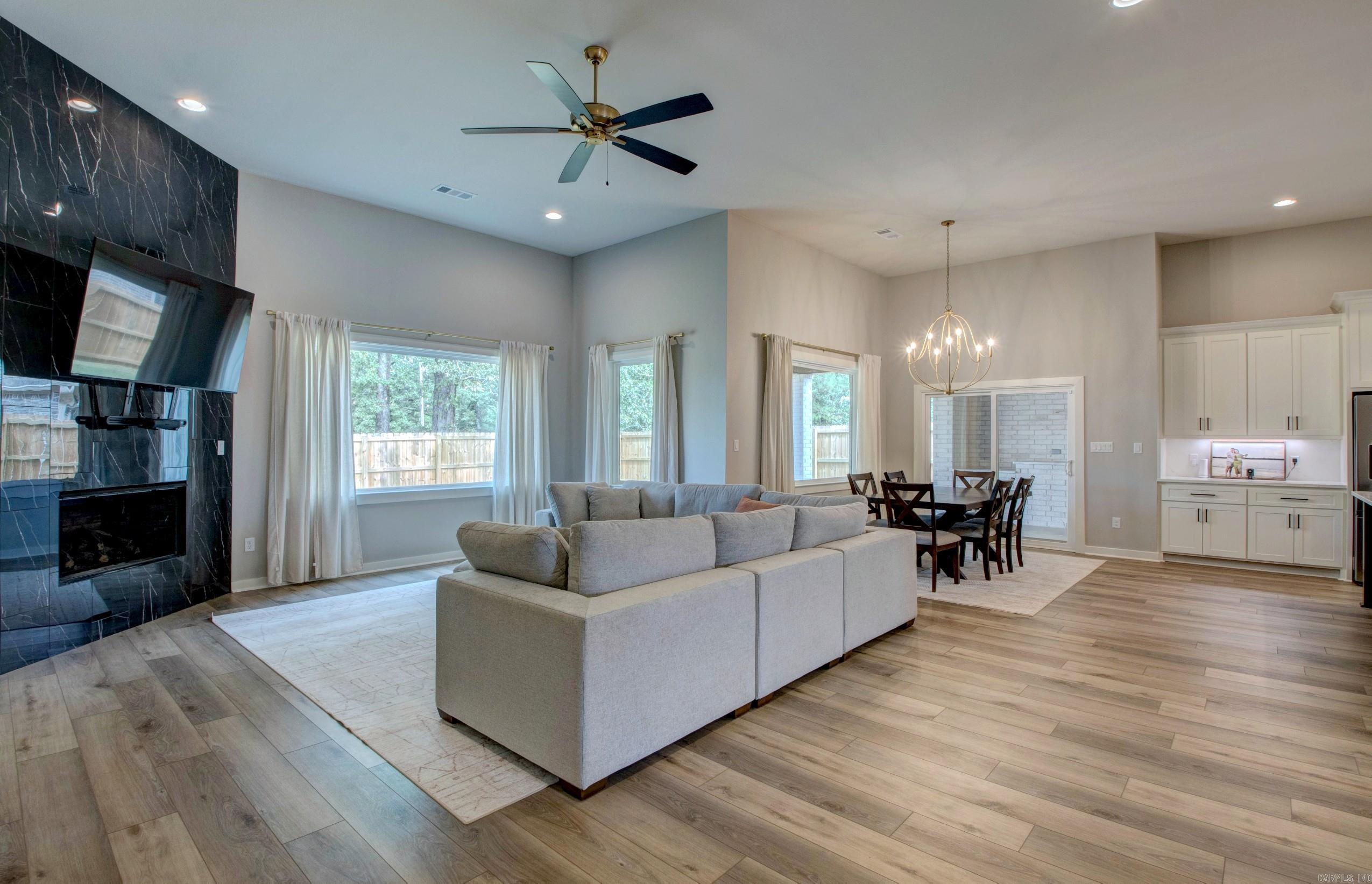 CORAL RIDGE - Residential