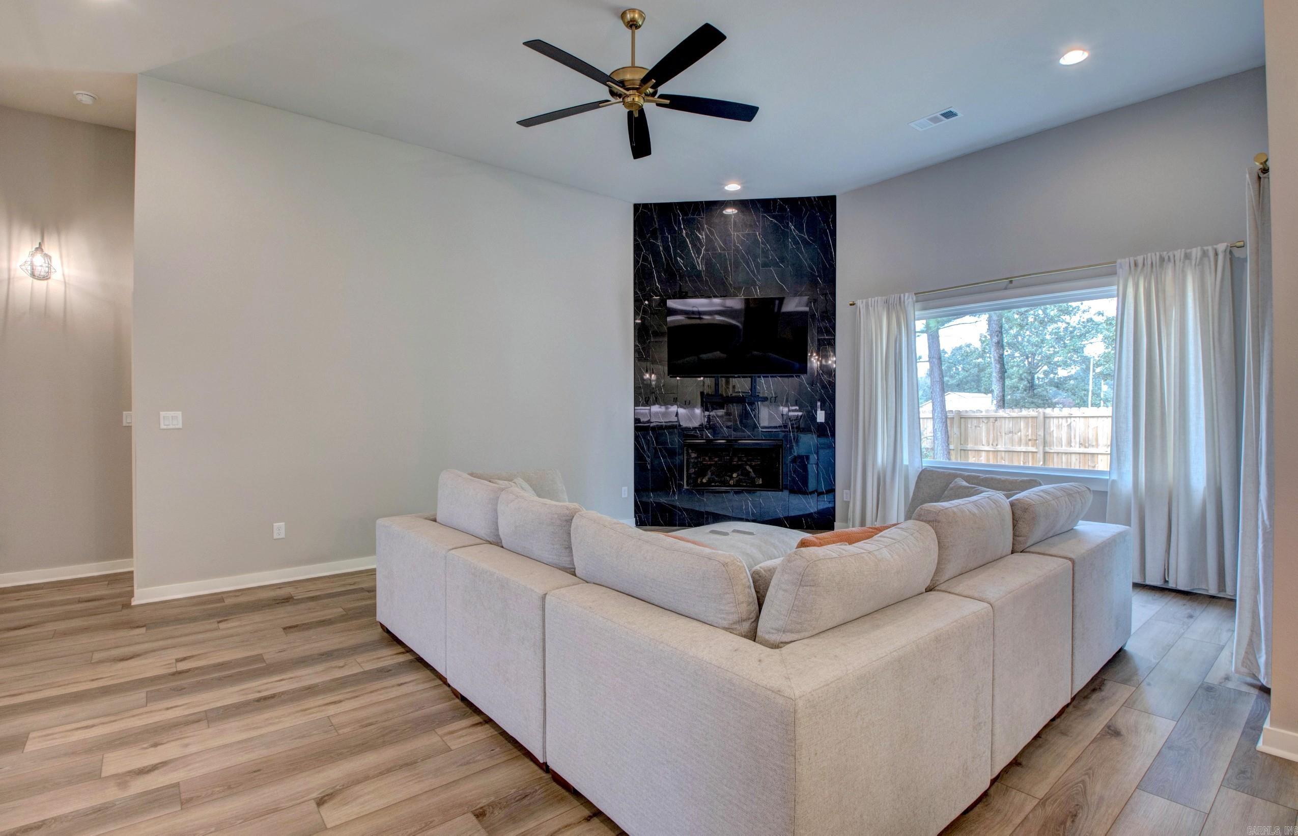 CORAL RIDGE - Residential