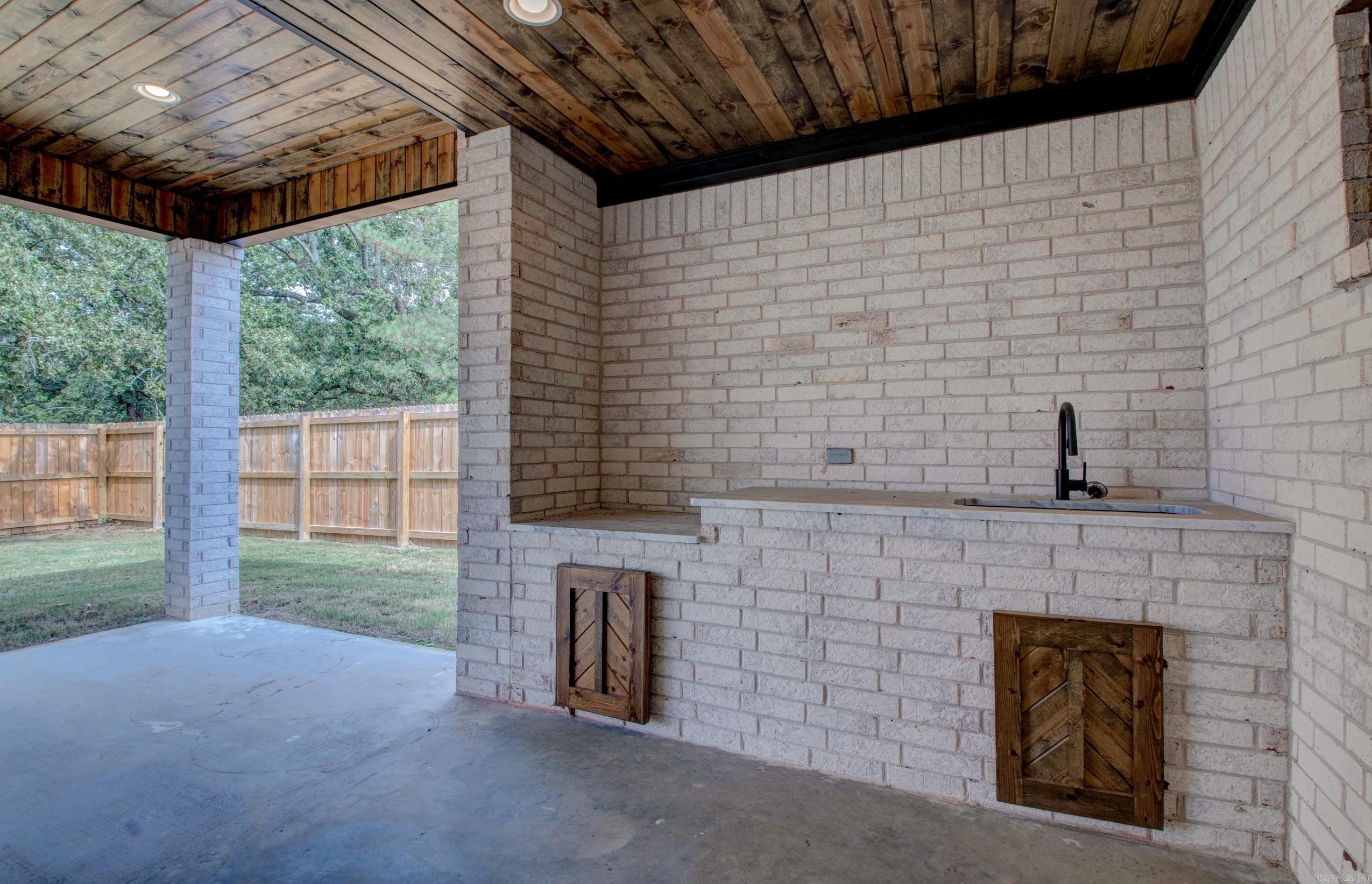 CORAL RIDGE - Residential