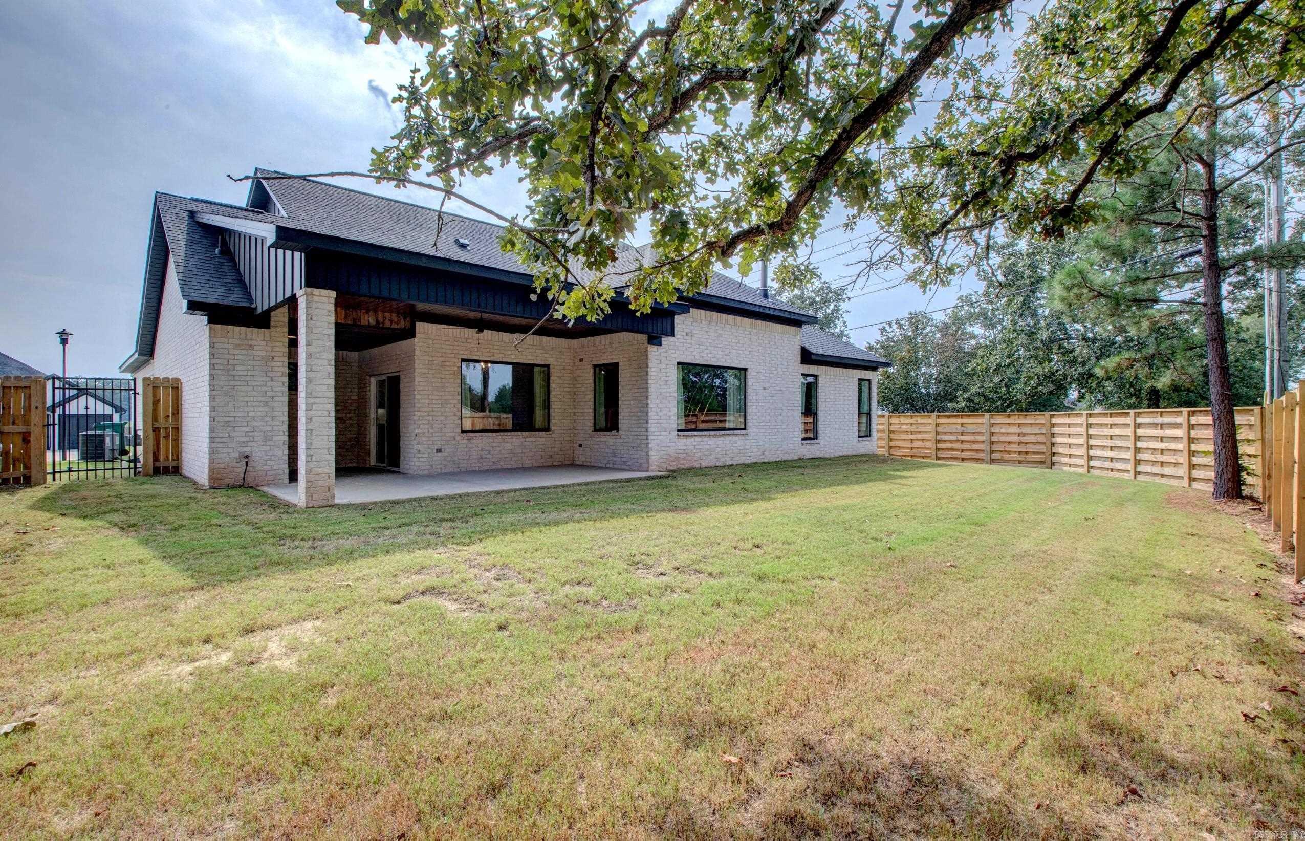 CORAL RIDGE - Residential