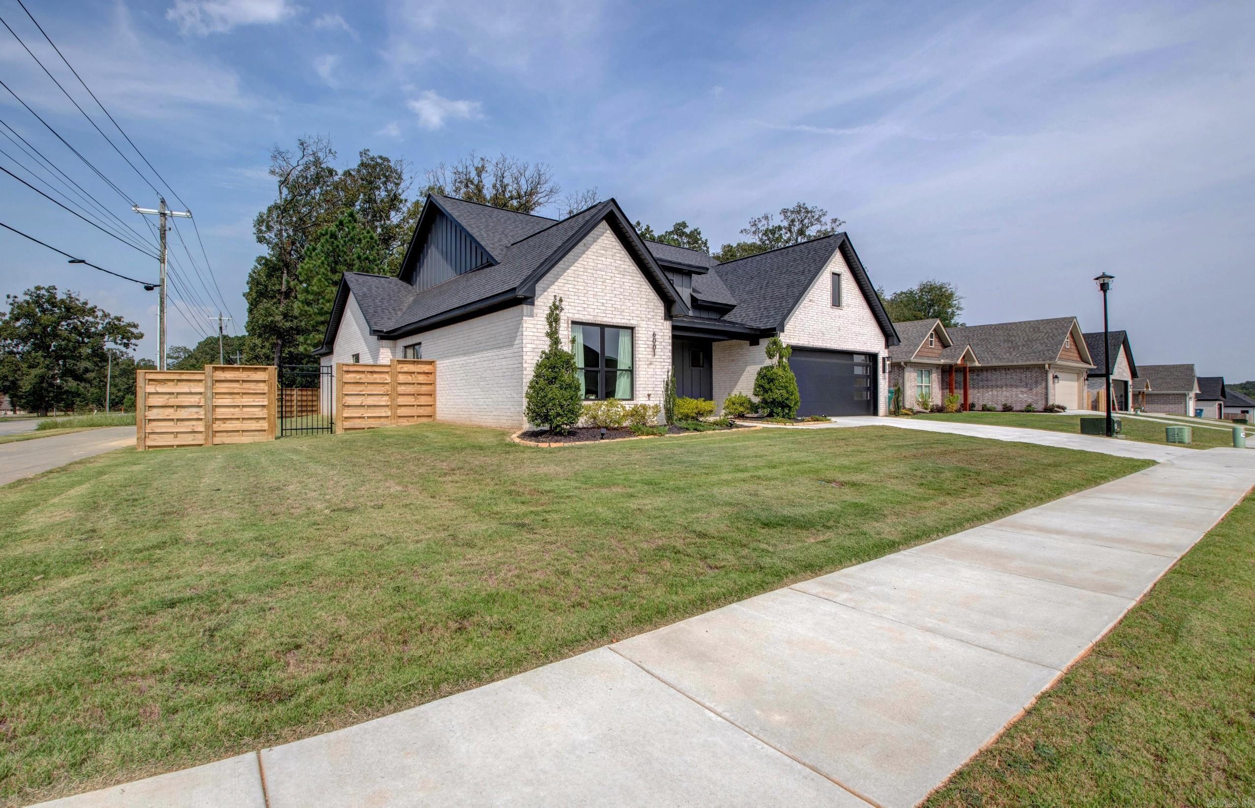 CORAL RIDGE - Residential