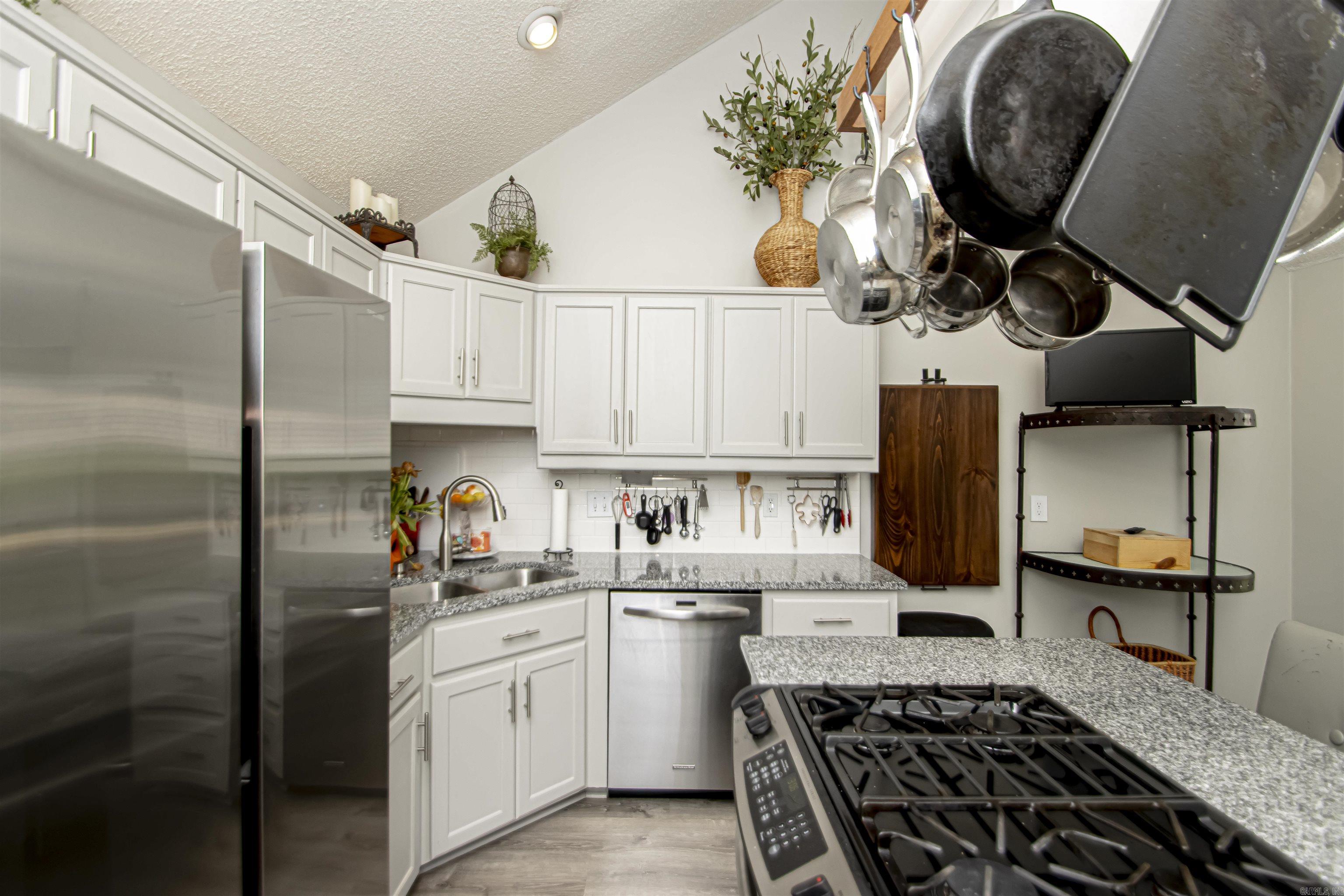 SUMMIT RIDGE ADDN - Residential