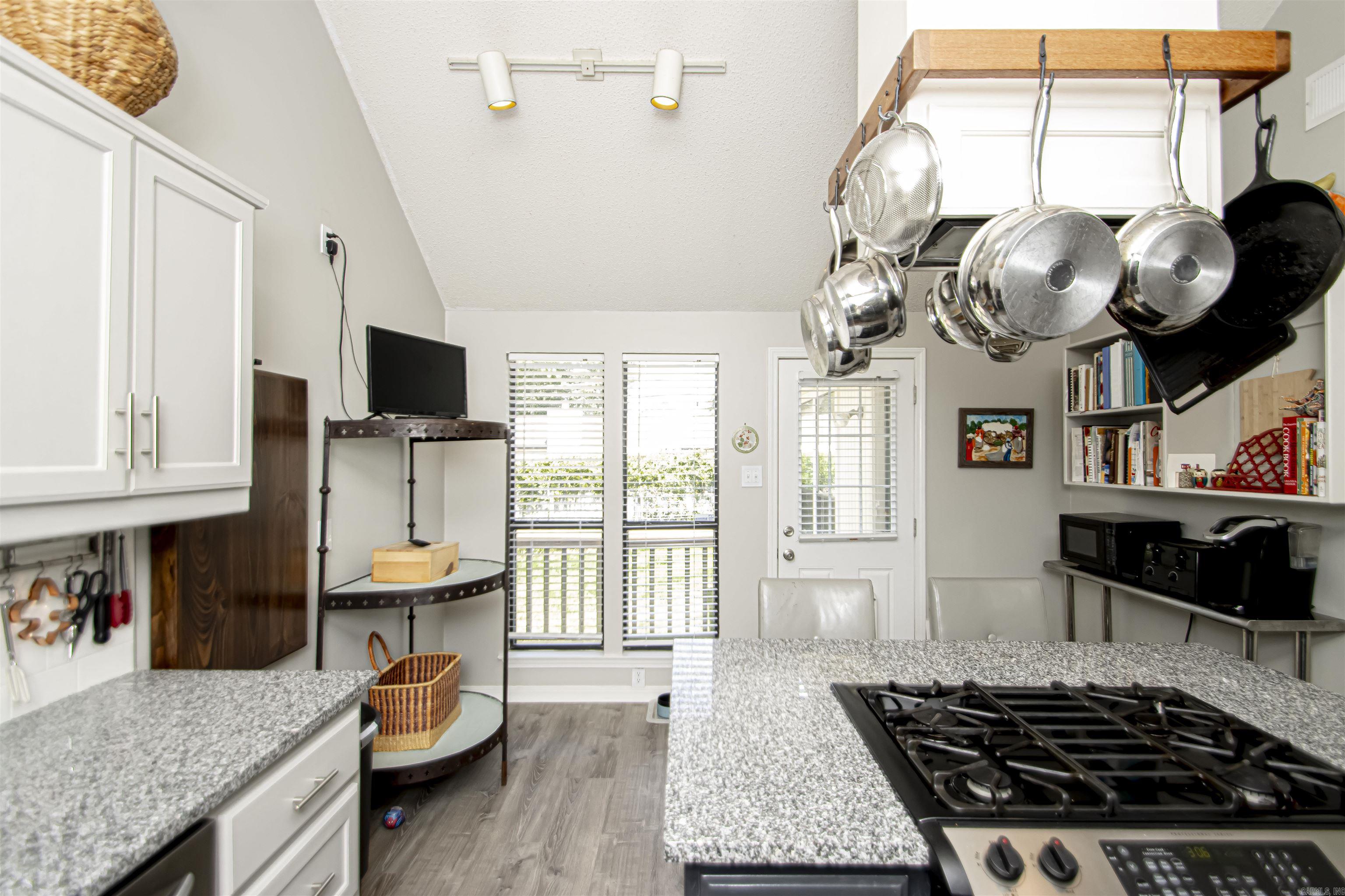 SUMMIT RIDGE ADDN - Residential