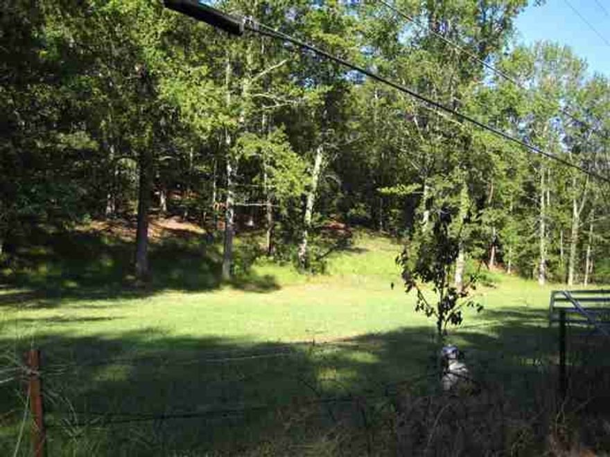 Wow!!2.7+/-Acres!(APPROX) Buyers need survey;Survey done but was done a few years back; Near Ferncrest Estates!! Great place for your dream home. Frontage on Col Glenn. Some uilities available from Col Glenn.