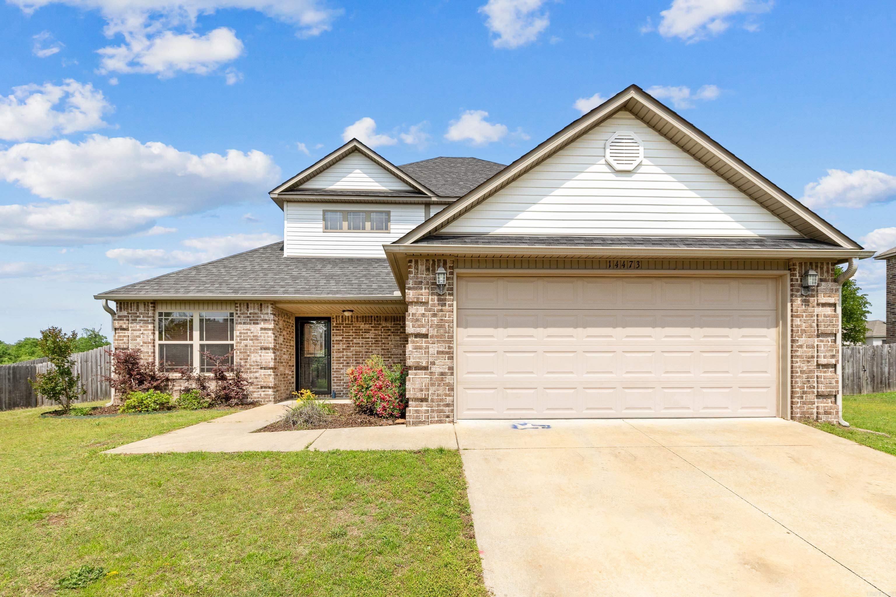 EMERALD MOUNTAIN - Residential