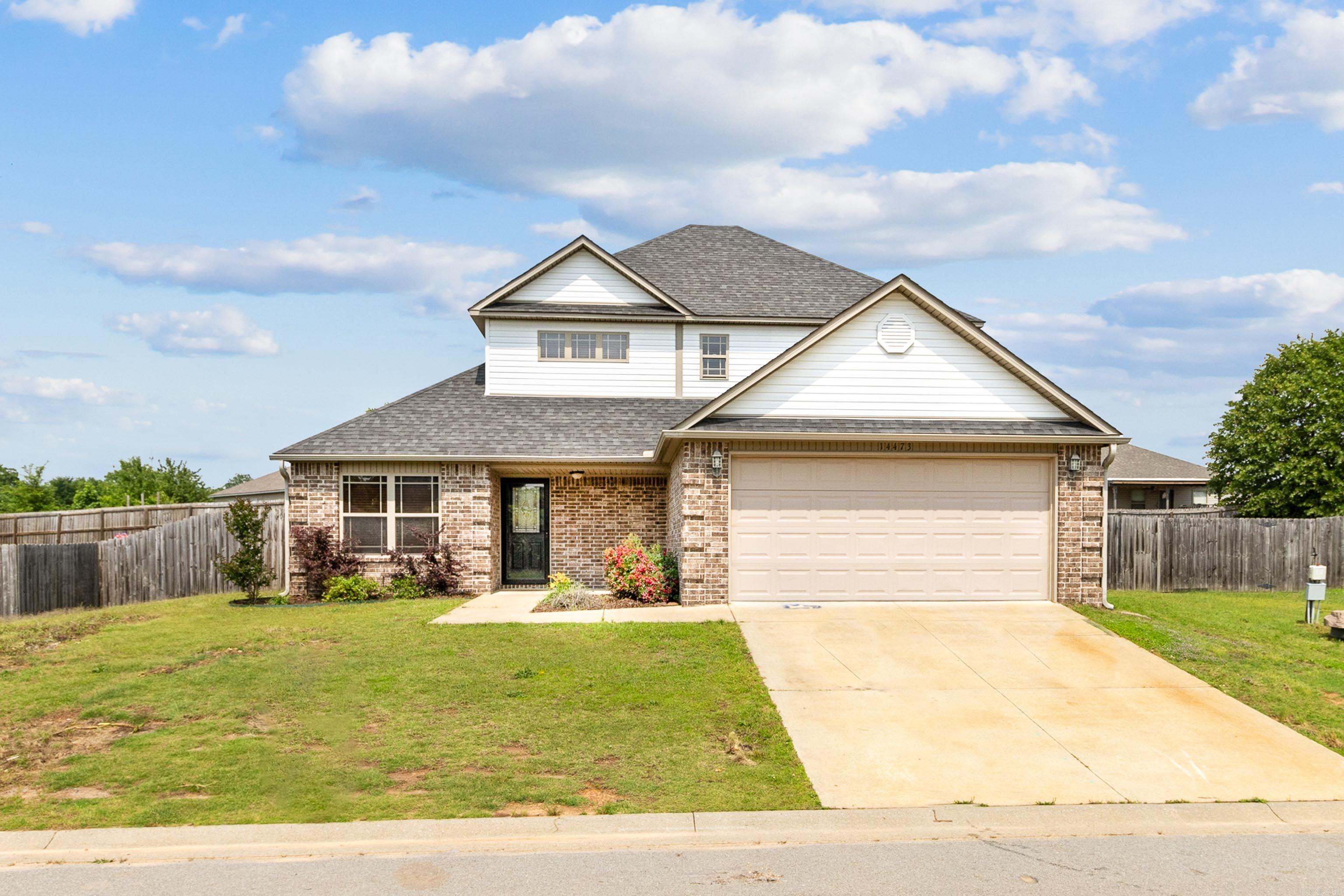 EMERALD MOUNTAIN - Residential