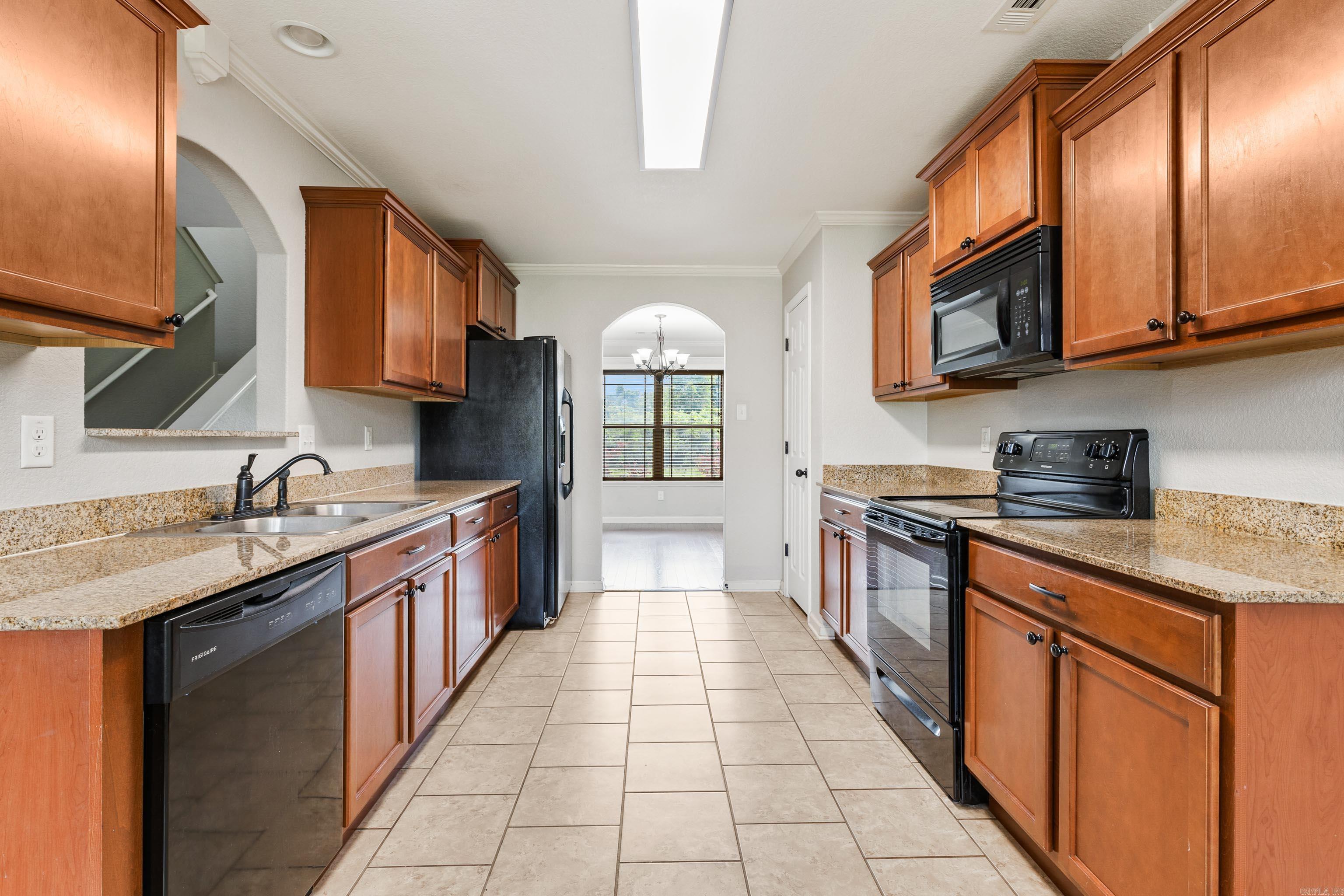 EMERALD MOUNTAIN - Residential