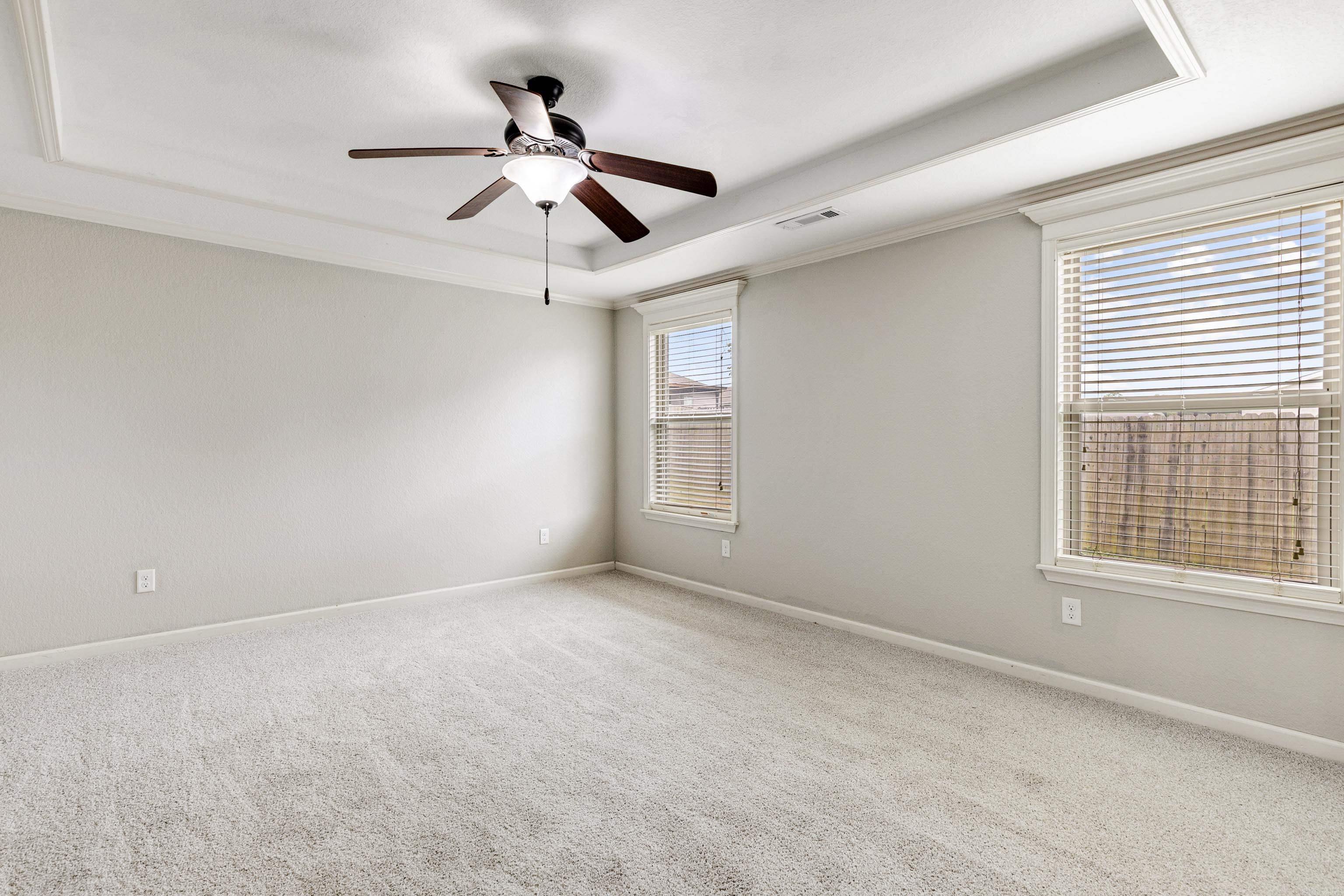 EMERALD MOUNTAIN - Residential