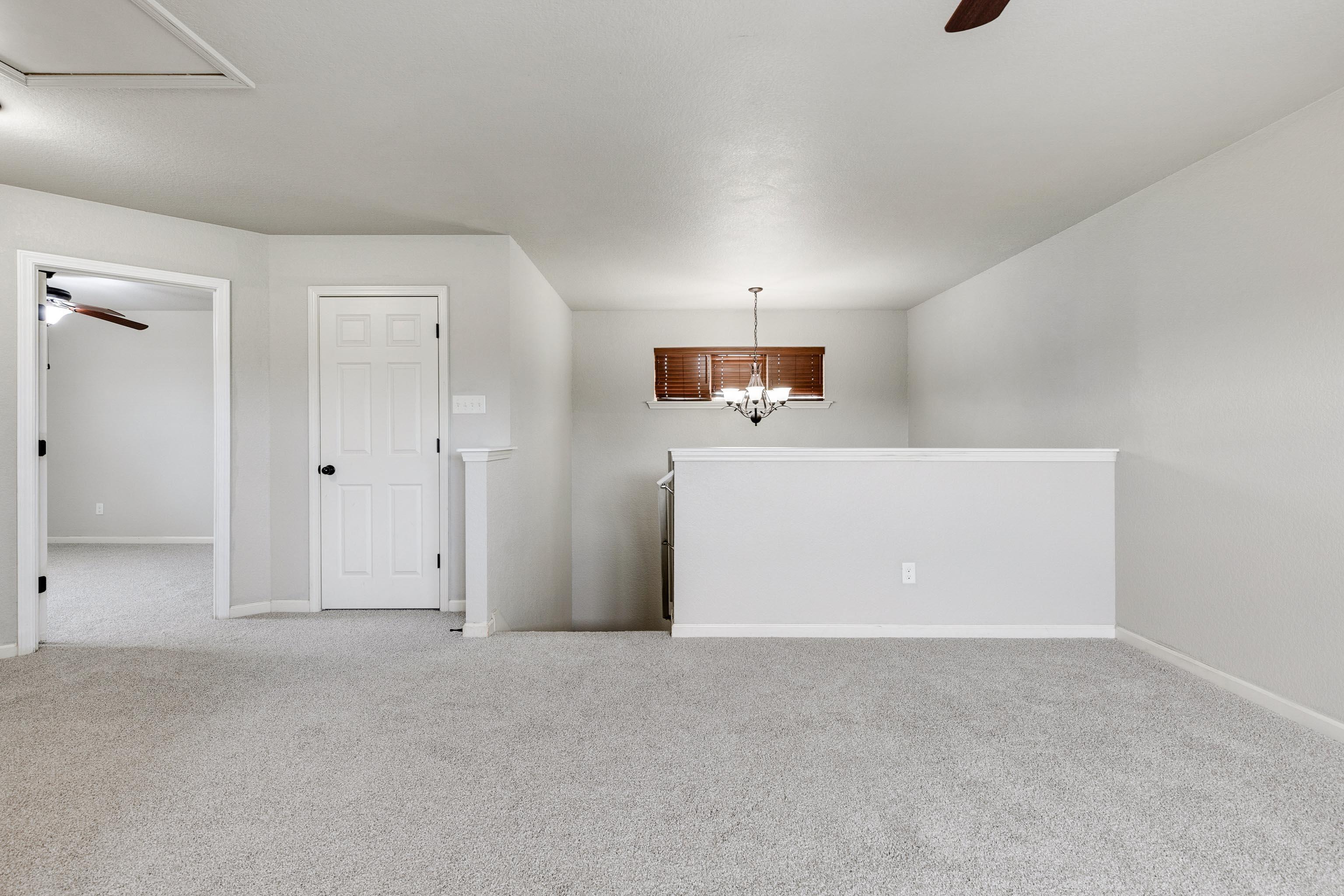 EMERALD MOUNTAIN - Residential