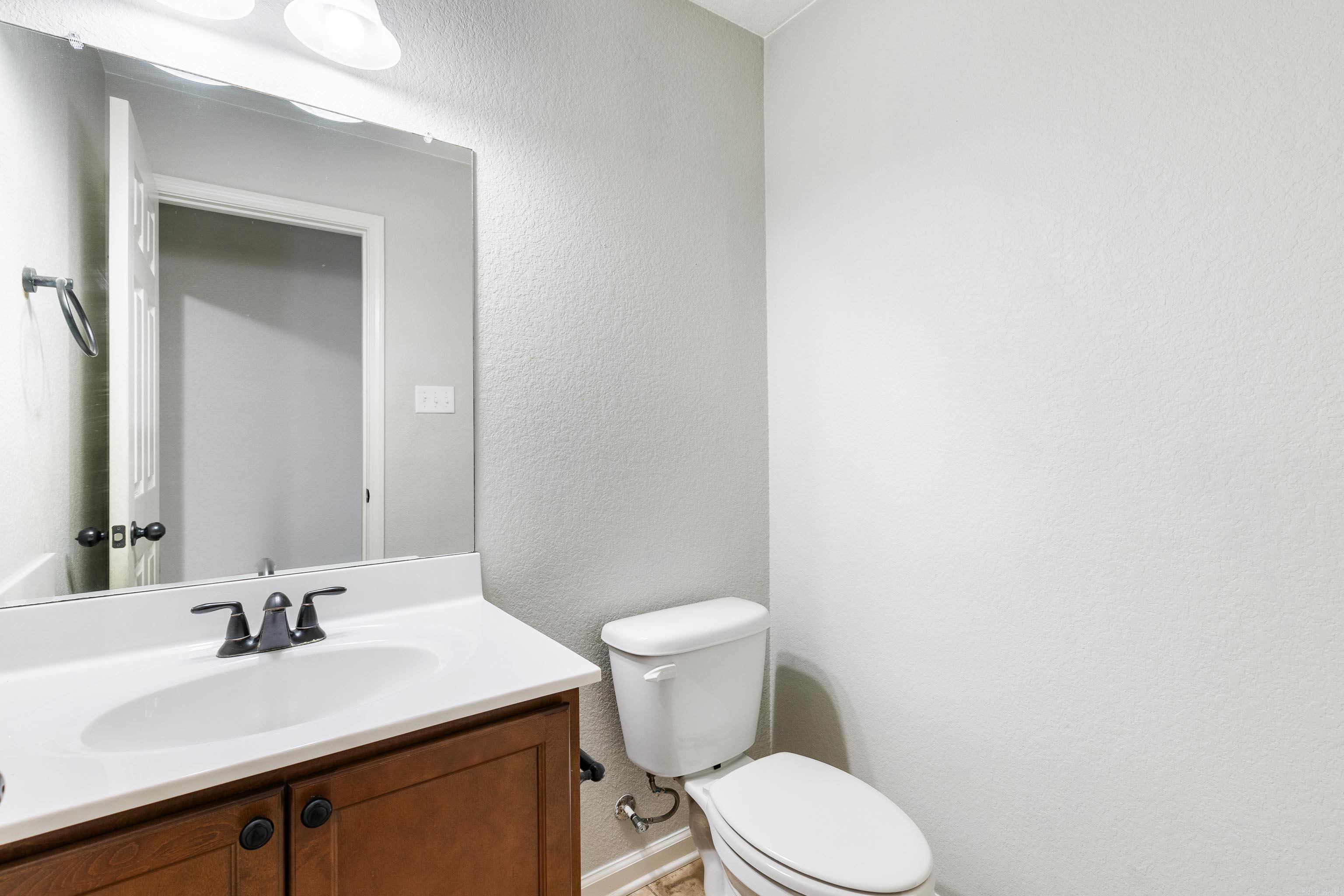 EMERALD MOUNTAIN - Residential