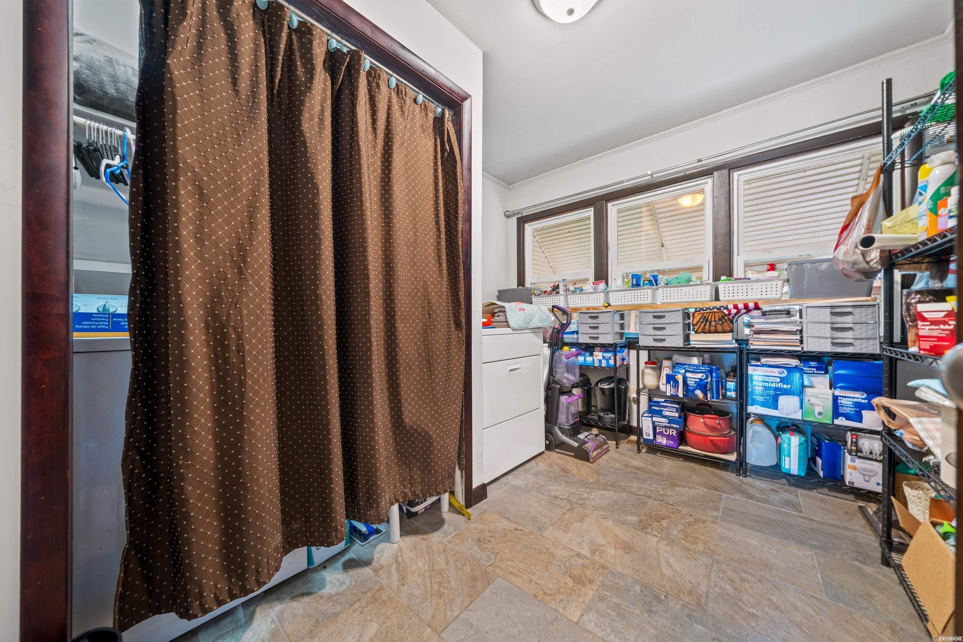 MENARD - Residential