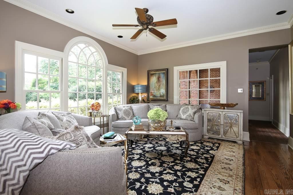 HICKORY HILLS - Residential
