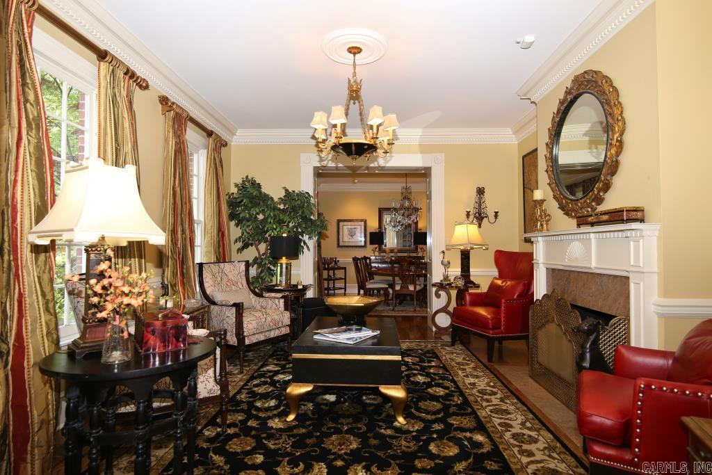 HICKORY HILLS - Residential