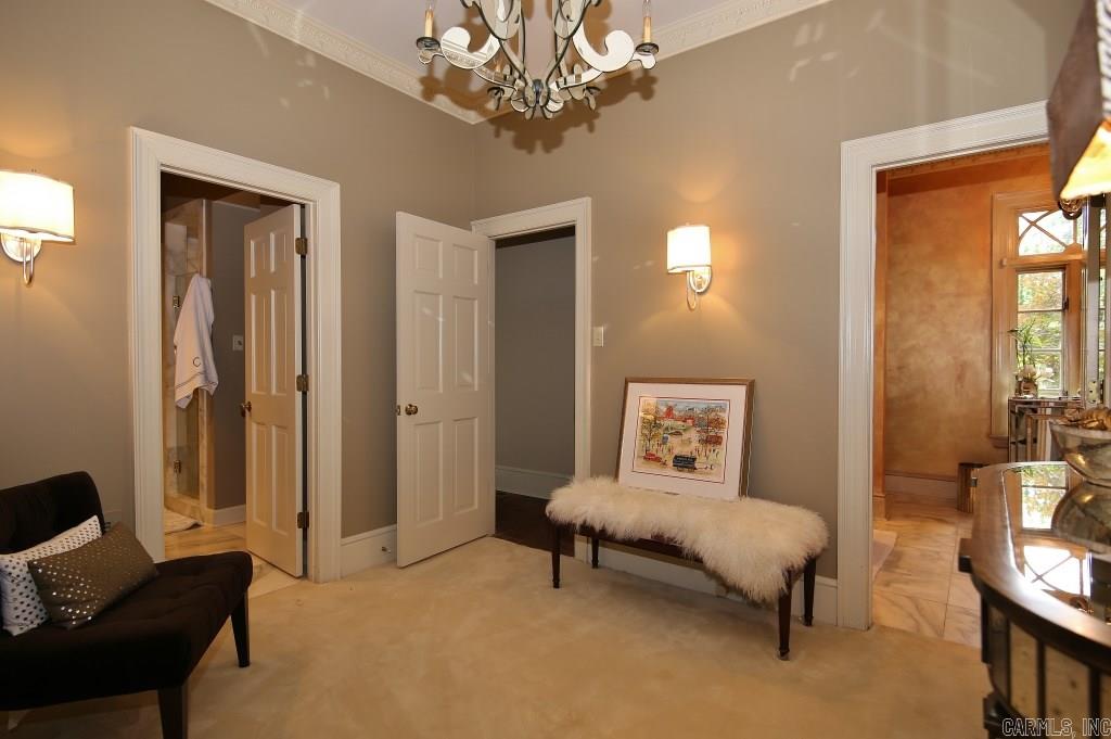 HICKORY HILLS - Residential