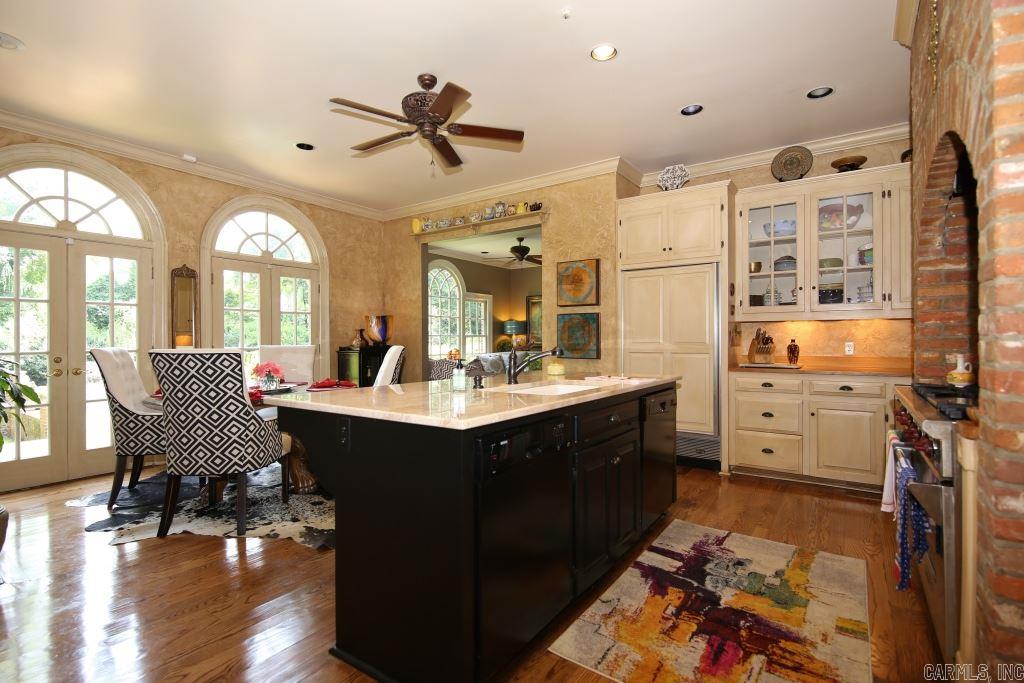 HICKORY HILLS - Residential