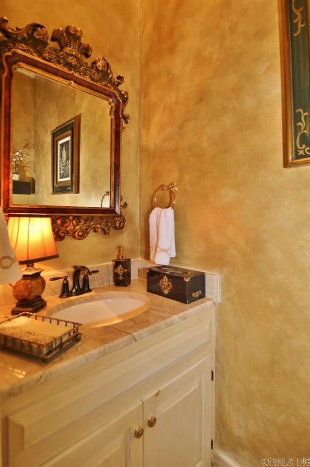 HICKORY HILLS - Residential