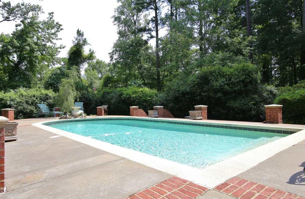 HICKORY HILLS - Residential