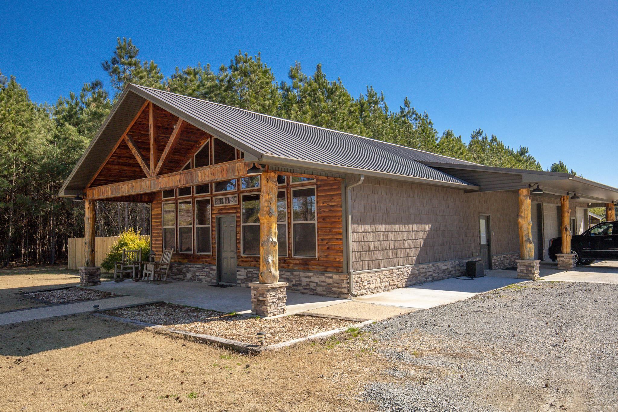 Metes & Bounds - Residential