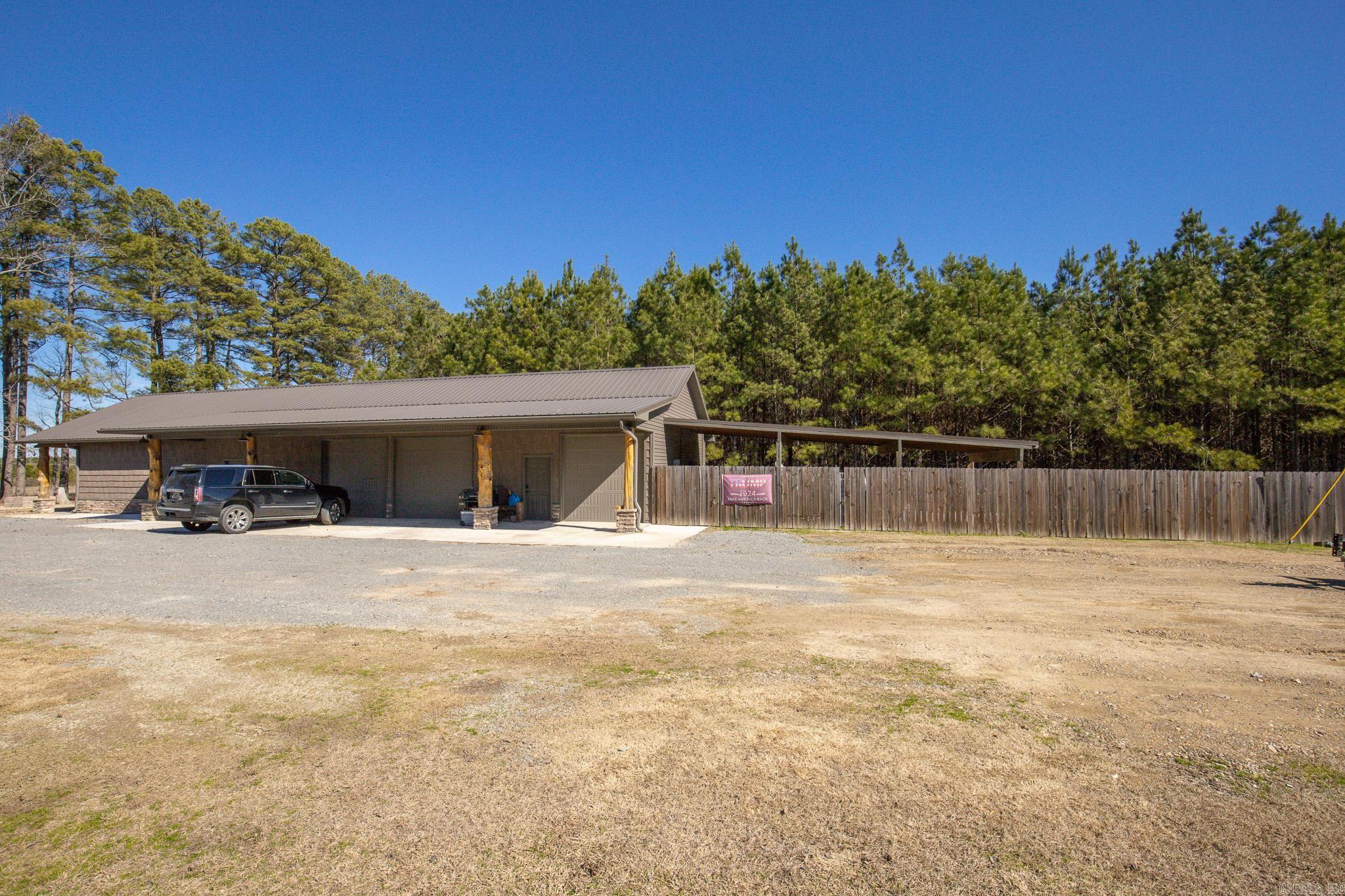 Metes & Bounds - Residential