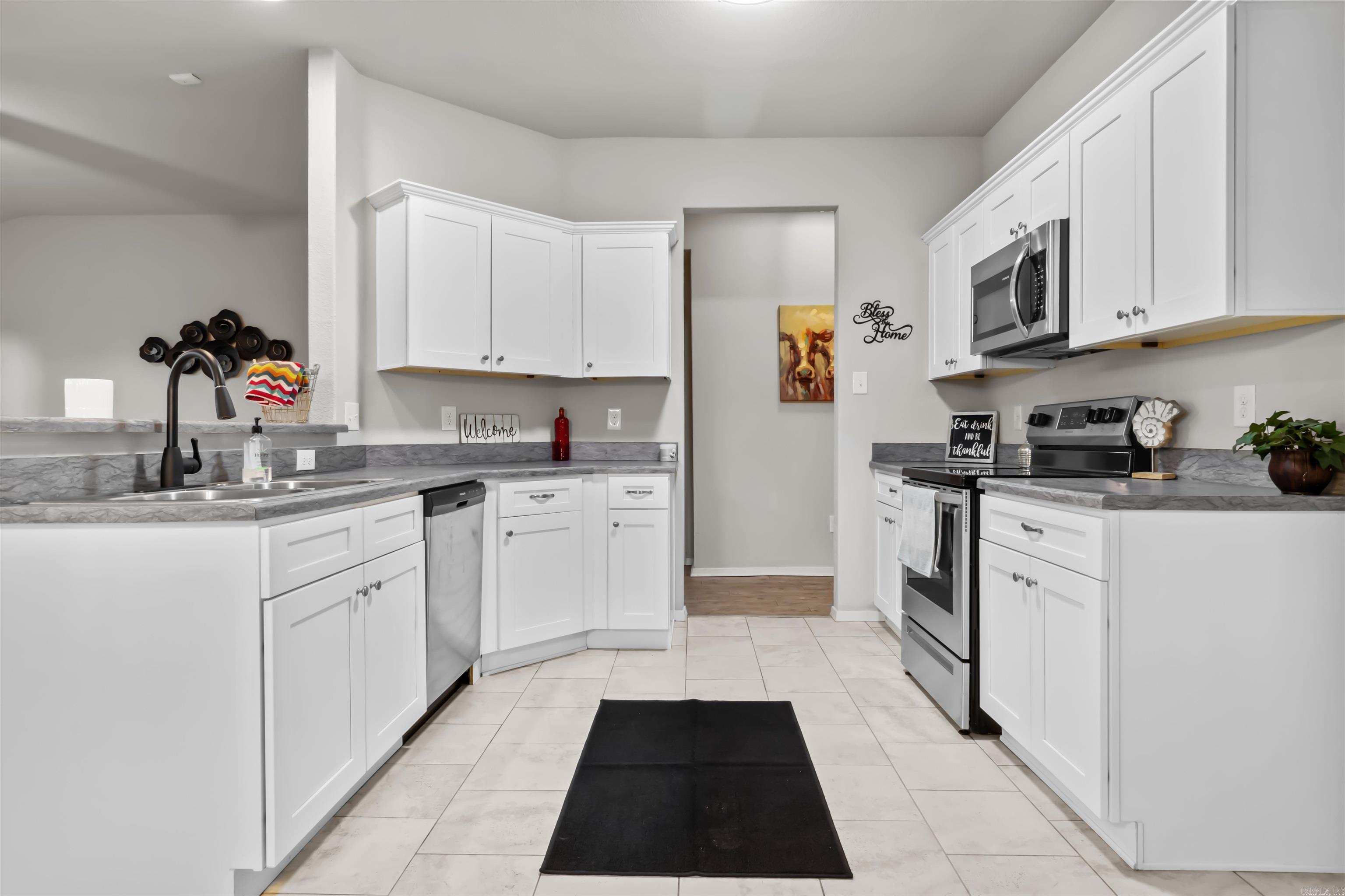 BROOKLAND HILLS - Residential