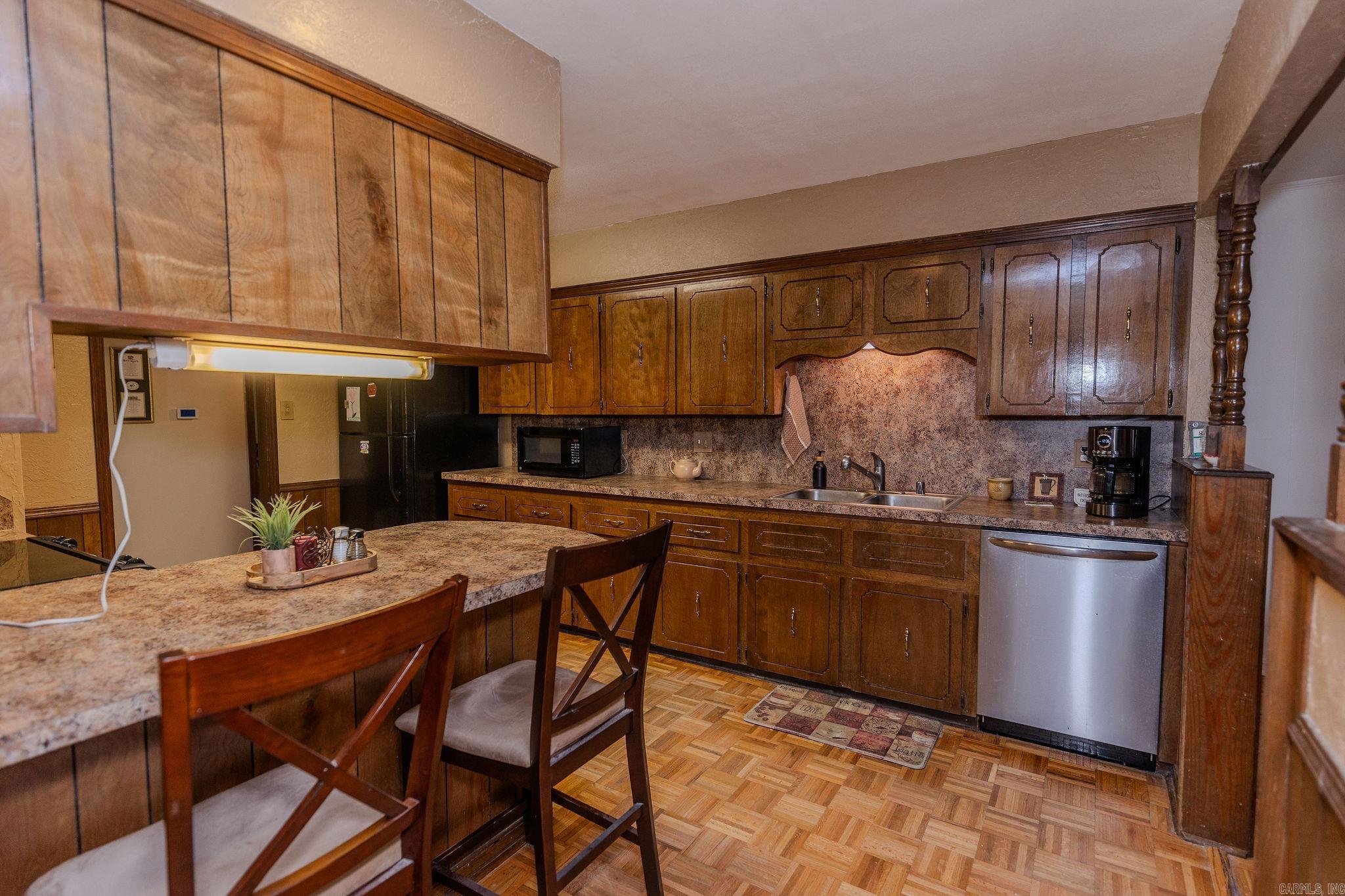 OTTER CREEK COMMUNITY - Residential